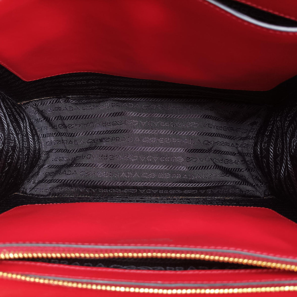 Cahier Red×Black Leather 1BA070 127カイエ レッド×ブラック レザー 1BA070 127