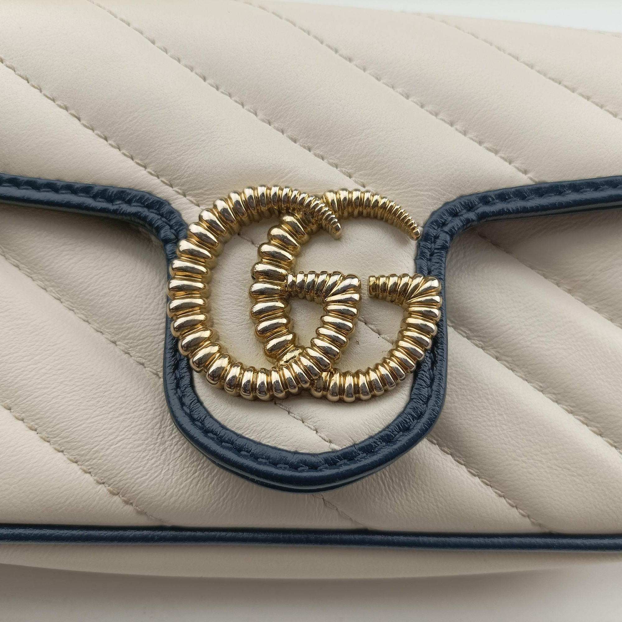 GG Marmont White×navy Leather 574969 GGマーモント ホワイト×ネイビー レザー 574969 