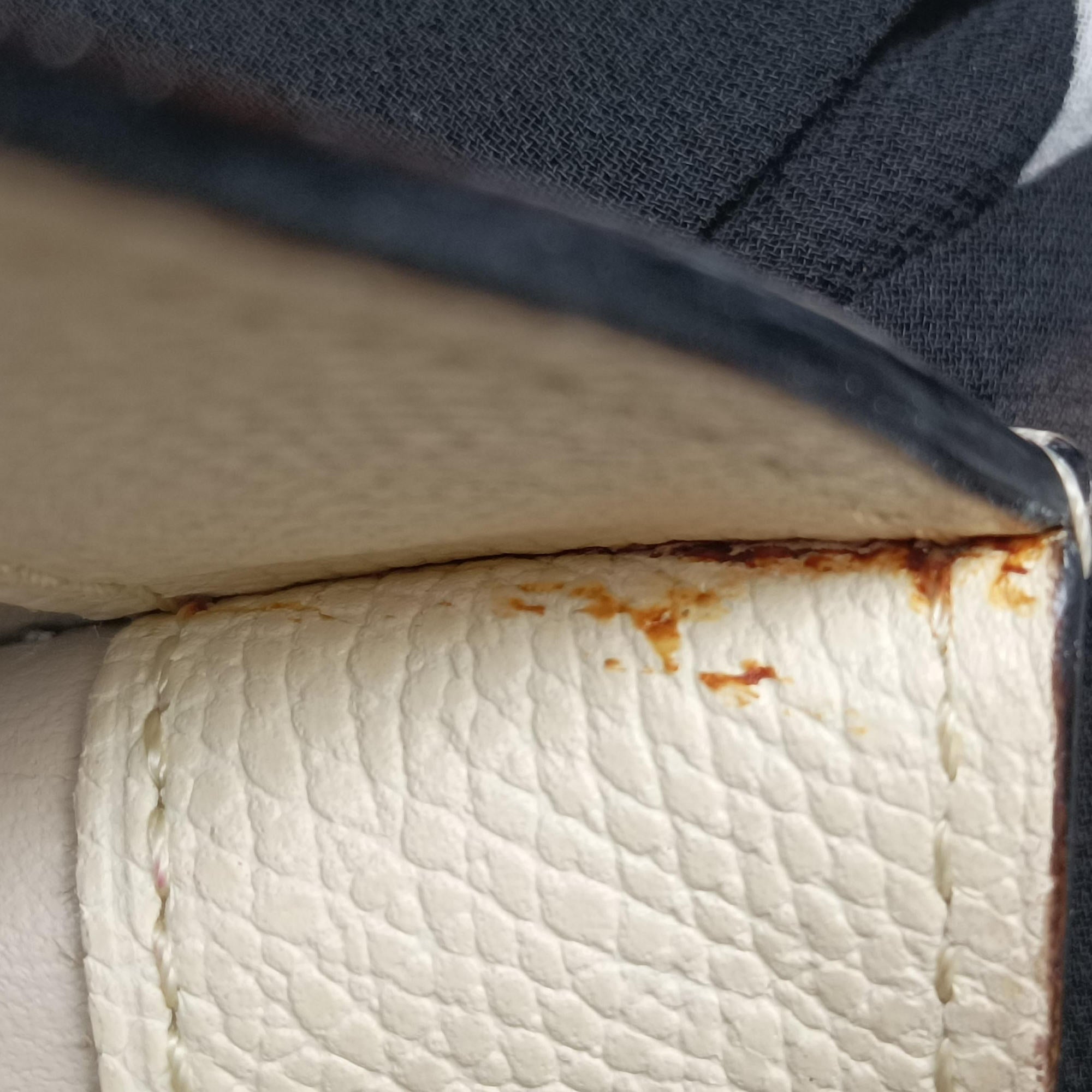 Iside White Calfskin N 431666イジィデ ホワイト カーフスキン N 431666