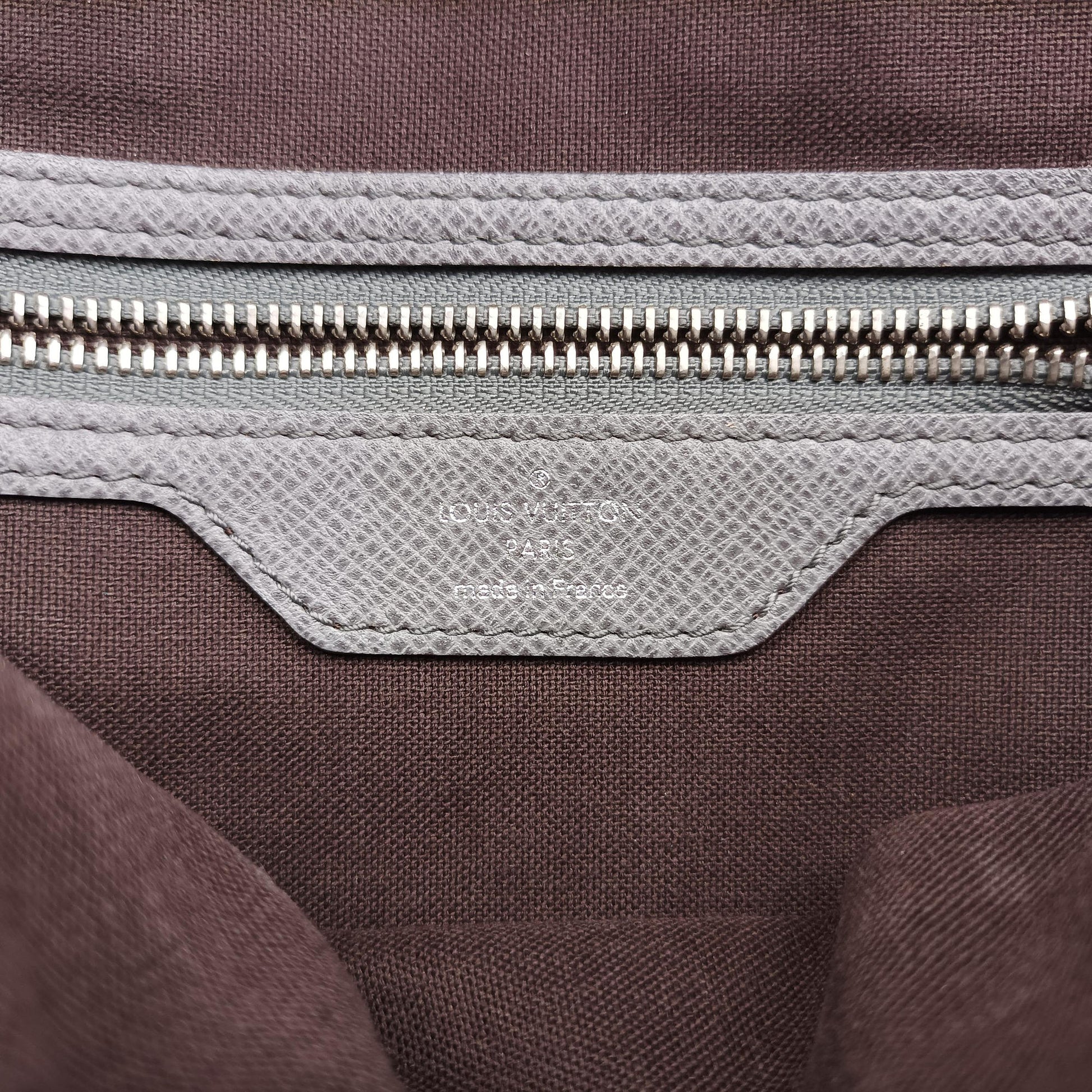 Pre-owned Louis Vuitton Roman MM Gracie Taiga M32623 shoulderbag | stylenewstar