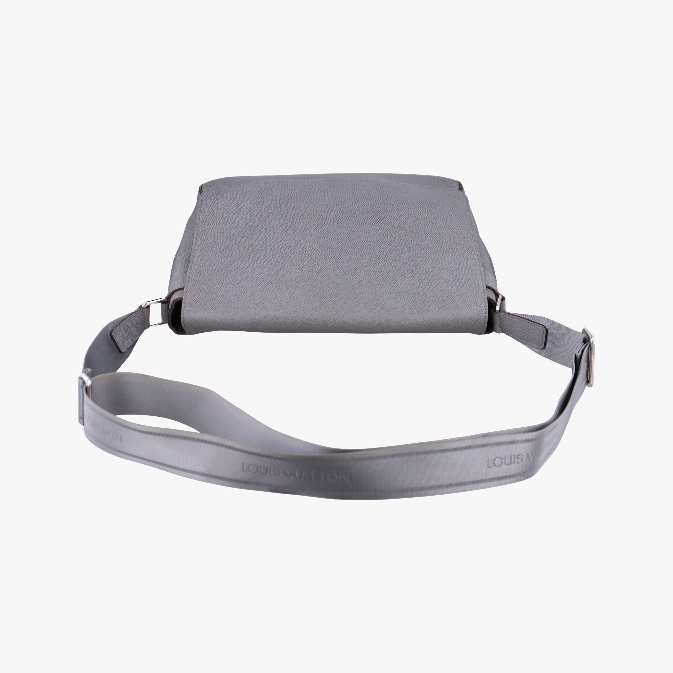 Pre-owned Louis Vuitton Roman MM Gracie Taiga M32623 shoulderbag | stylenewstar