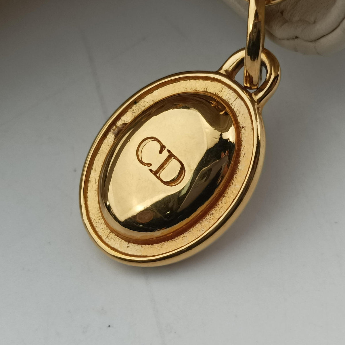 Lady Dior White lambskin MA-1927レディディオール ホワイト ラムスキン MA-1927