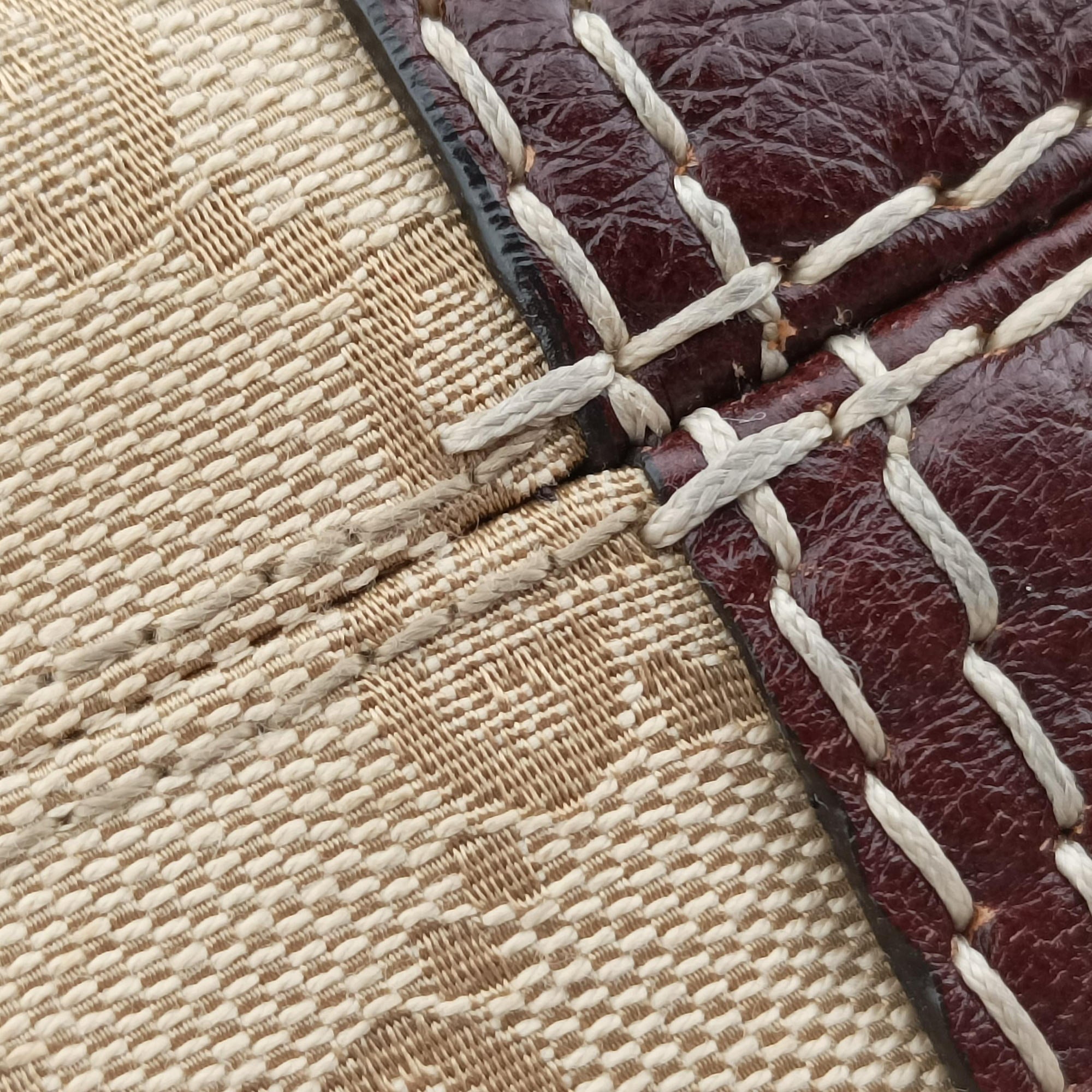Pre-owned Gucci Sukey Beige × Brownish Red GG canvas×leatherGG 189893 handbag | stylenewstar