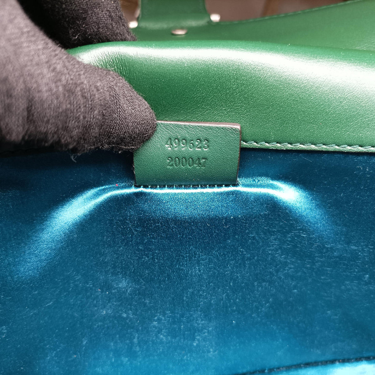Dionysus Green velour 499623 H023956694デュオニソス グリーン ベロア 499623 H023956694