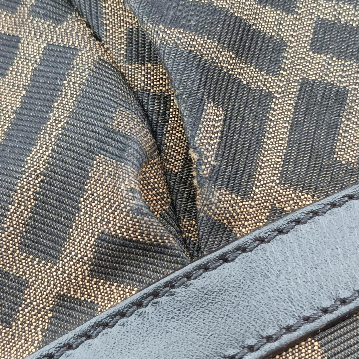 Pre-owned Fendi Zucca Brown canvas 8BR629 shoulderbag | stylenewstar