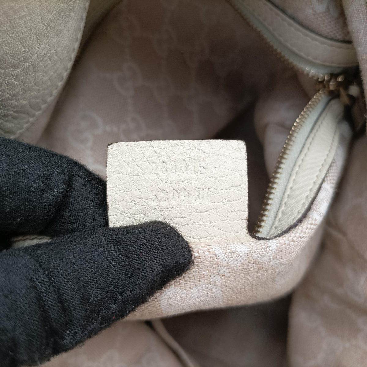 Vintage Gucci Bamboo White Leather 282315 shoulderbag | stylenewstar