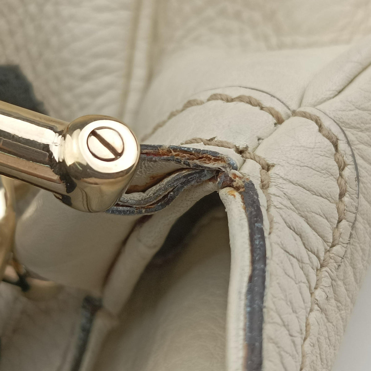 Vintage Gucci Bamboo White Leather 282315 shoulderbag | stylenewstar