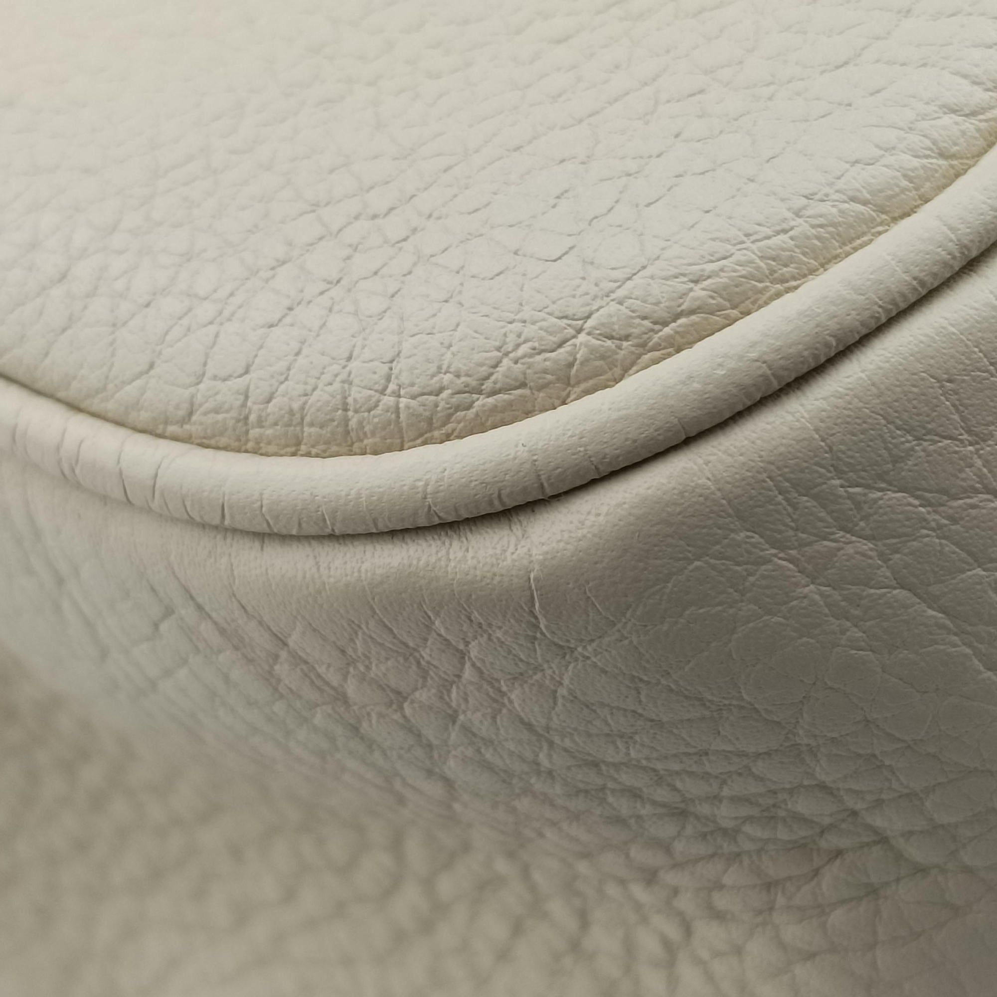 Vintage Gucci Bamboo White Leather 282315 shoulderbag | stylenewstar