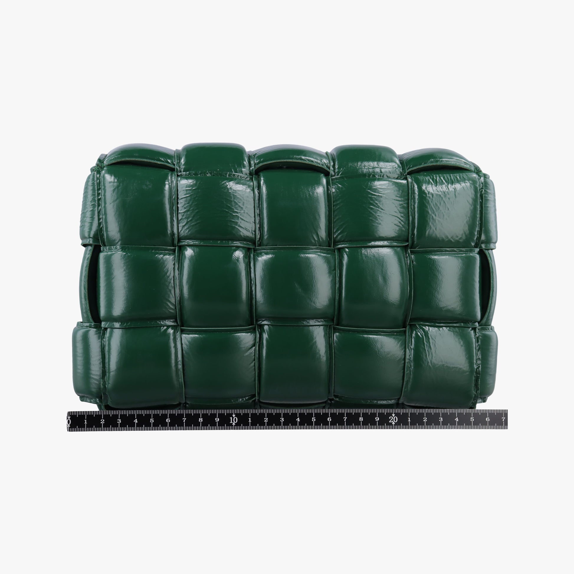 Padded CASSETTE Green lambskin B09673694Cパデッド カセット グリーン ラムスキン B09673694C