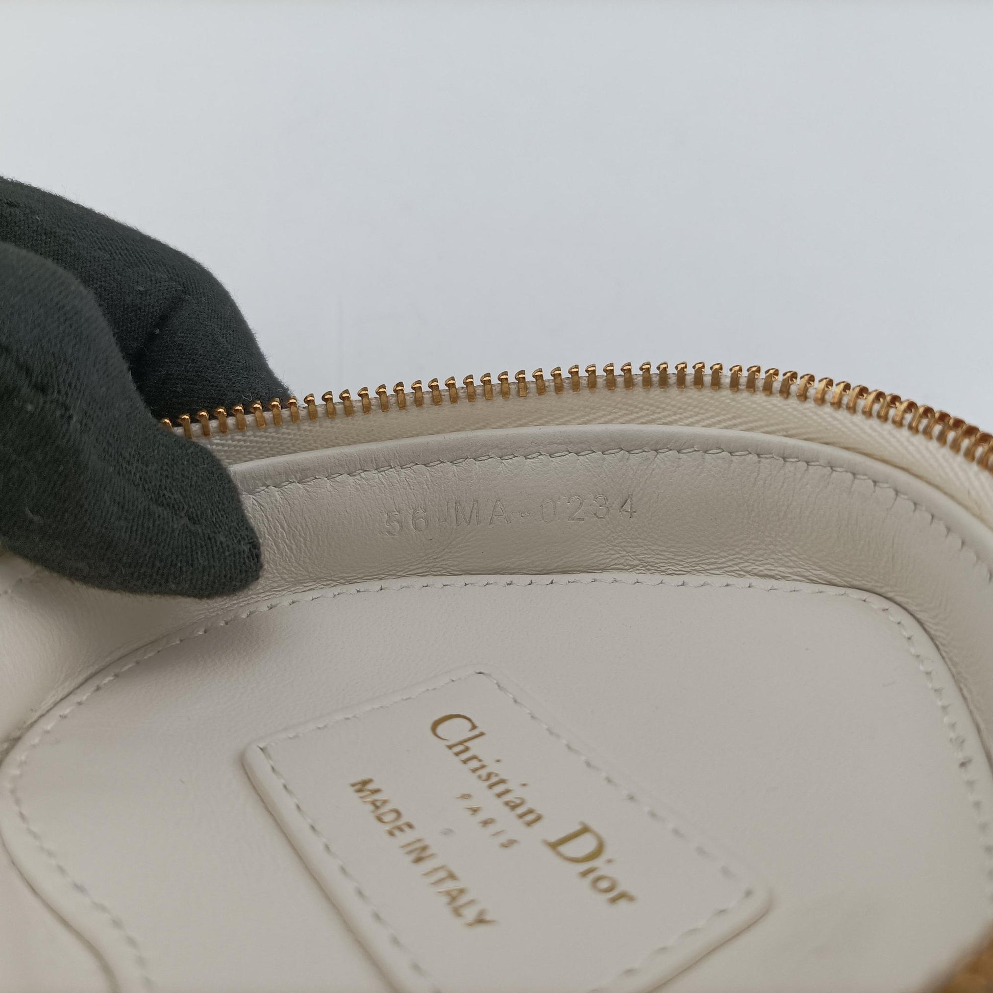 Dioramour Dior Caro Heart Micro Vanity Case White Lambskin 56-MA-0234ディオールアムール ディオール カロ ハート マイクロヴァニティ ホワイト ラムスキン 56-MA-0234
