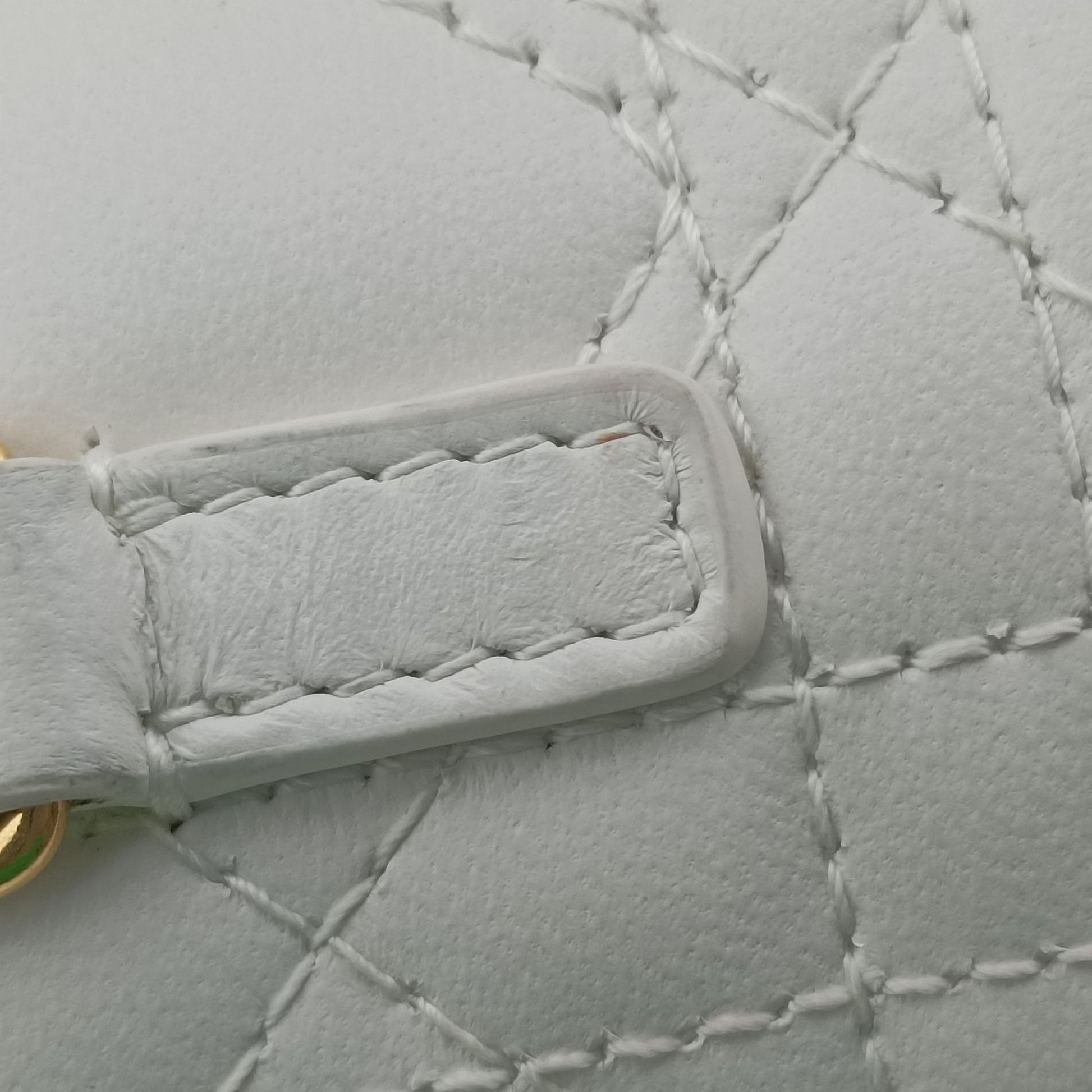 Dioramour Dior Caro Heart Micro Vanity Case White Lambskin 56-MA-0234ディオールアムール ディオール カロ ハート マイクロヴァニティ ホワイト ラムスキン 56-MA-0234