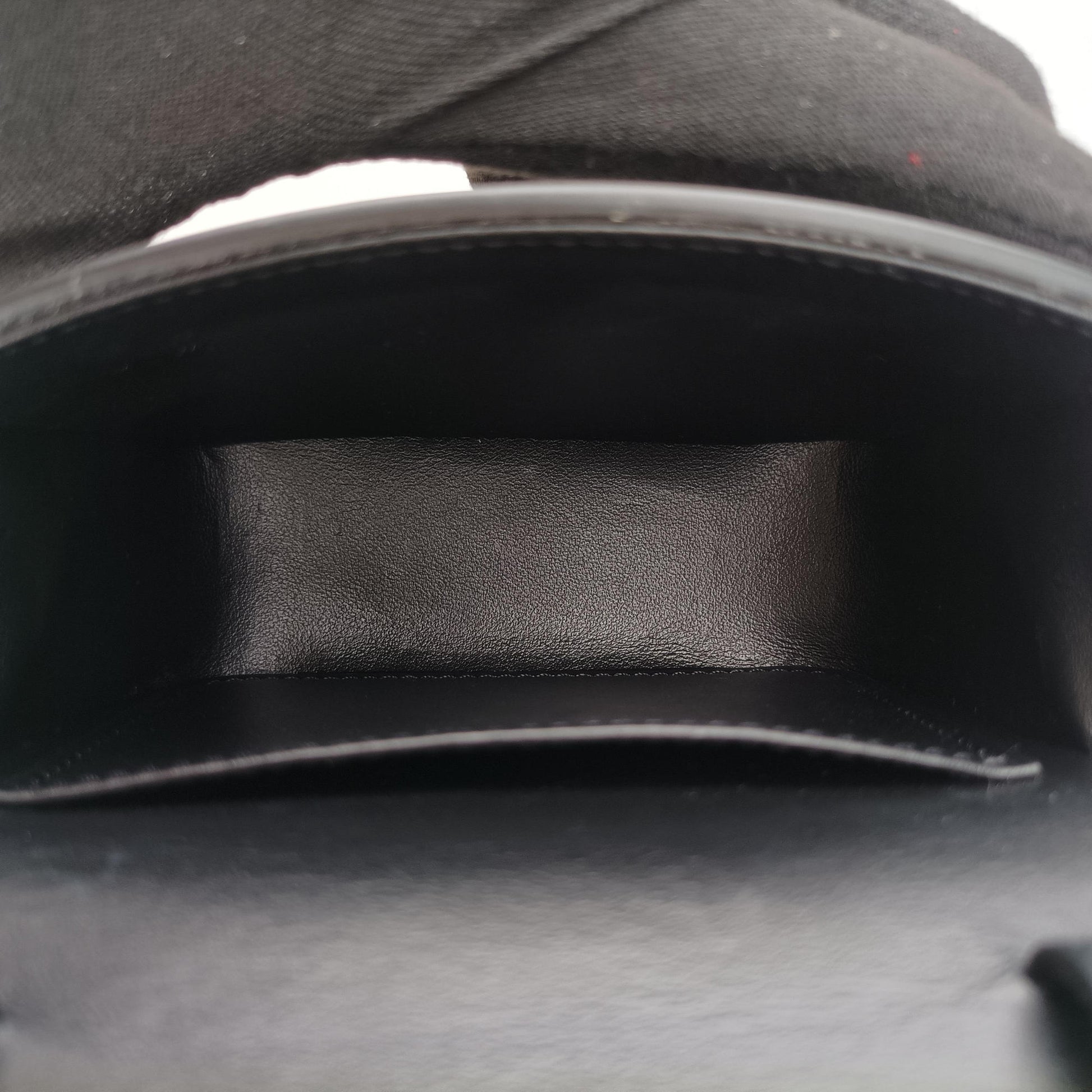 Triomphe Black Leather U-RG-1243トリオンフ ブラック レザー U-RG-1243