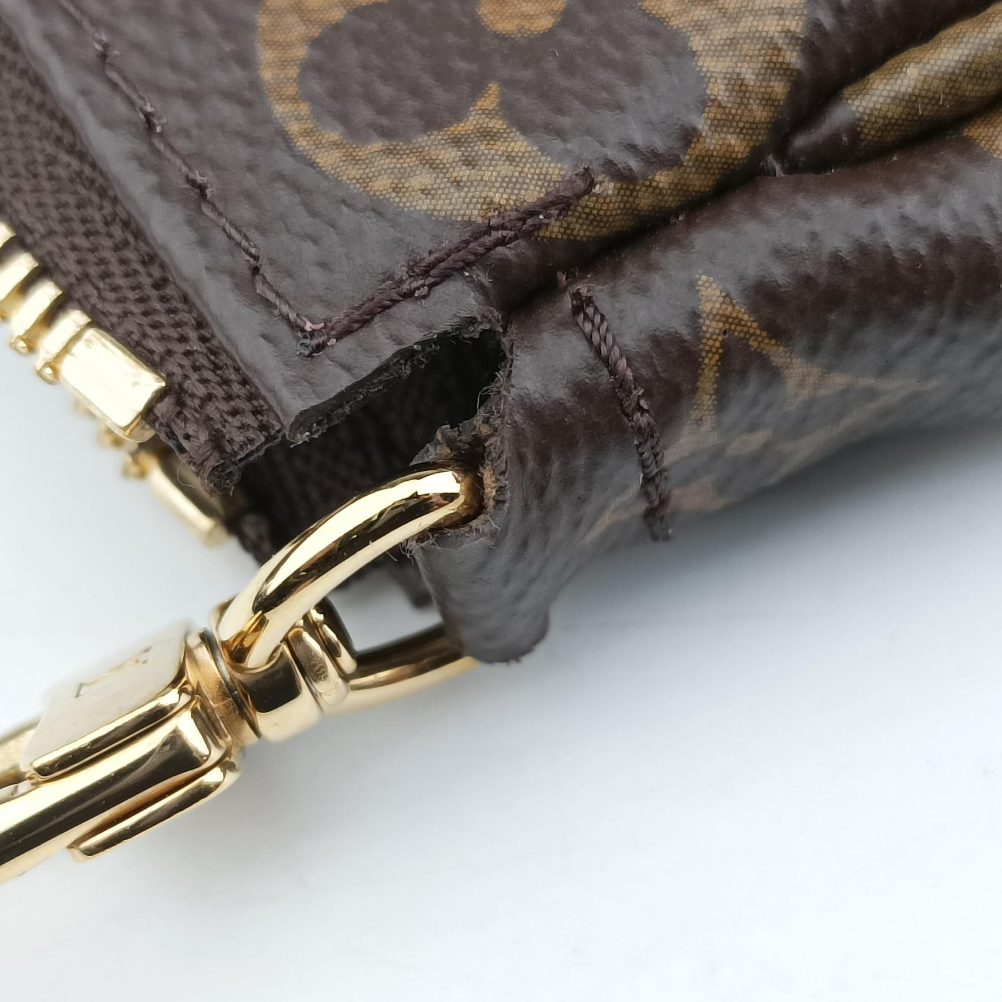MULTI POCHETTE ACCESSOIRES MARRON×ROSE CLAIRE Monogram Canvas M44840 IC Chipミュルティポシェットアクセソワール マロン×ローズ クレール モノグラムキャンバス M44840 ICチップ