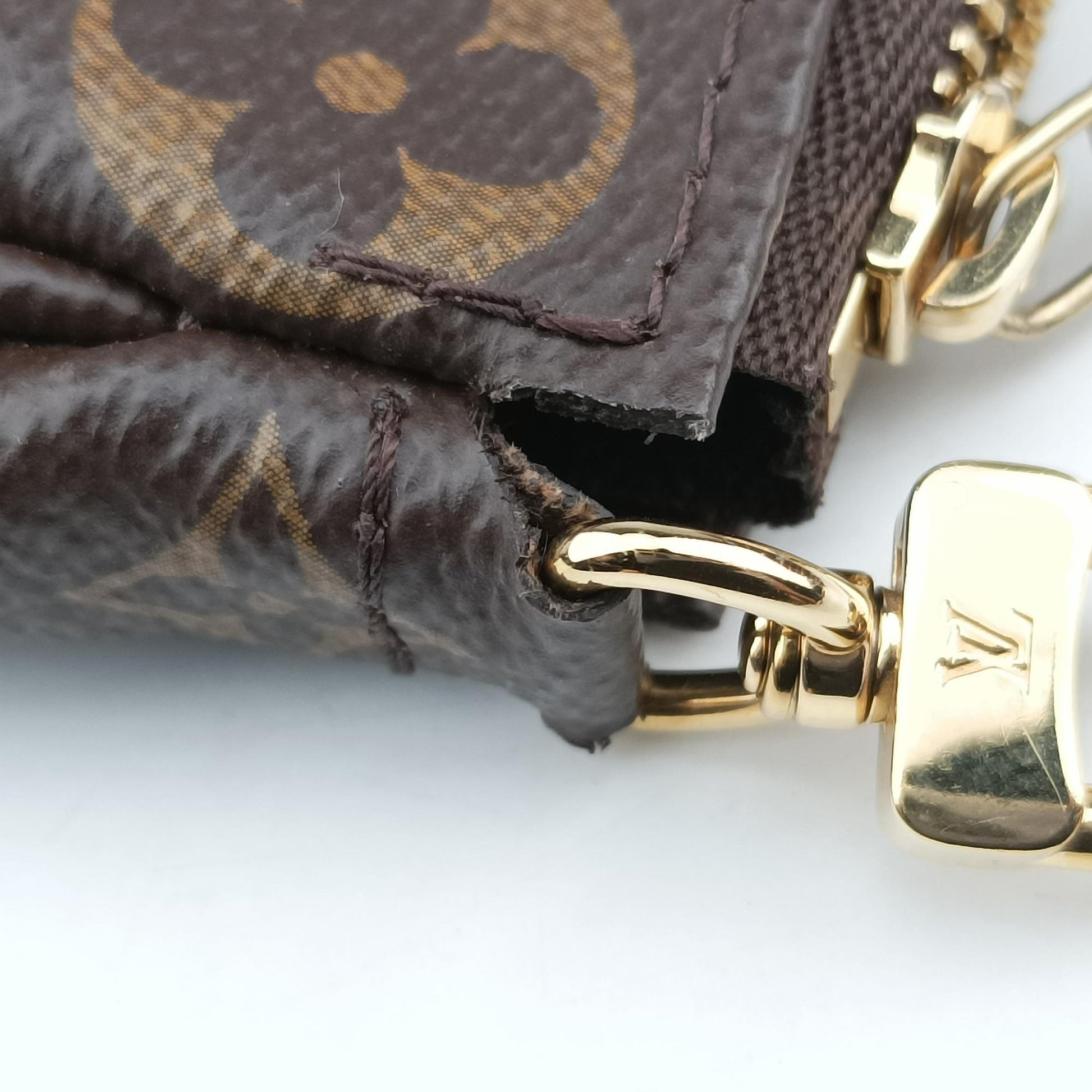 MULTI POCHETTE ACCESSOIRES MARRON×ROSE CLAIRE Monogram Canvas M44840 IC Chipミュルティポシェットアクセソワール マロン×ローズ クレール モノグラムキャンバス M44840 ICチップ