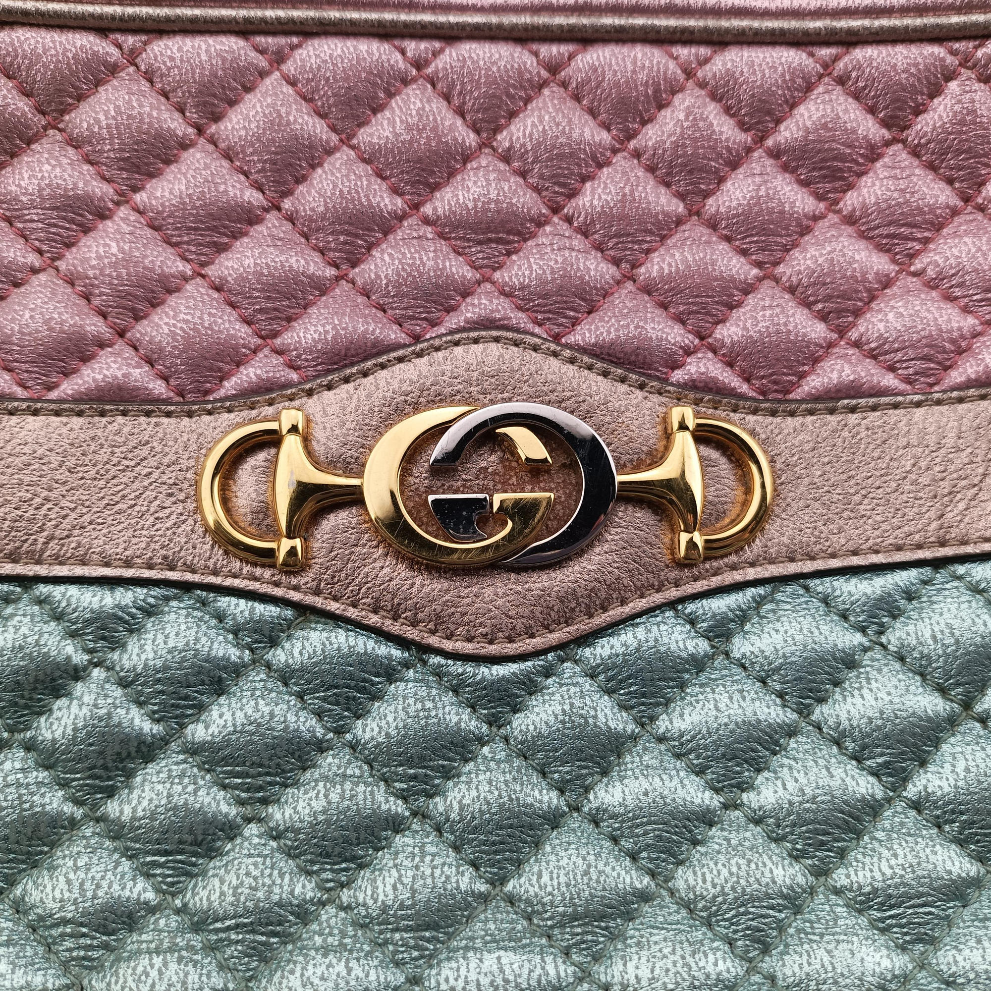 Trapuntata Camera Zumi pink×green×multi Leather 541061 B025976597トラプンタータ カメラ ラミネート ピンク×グリーン×マルチ レザー 541061 B025976597