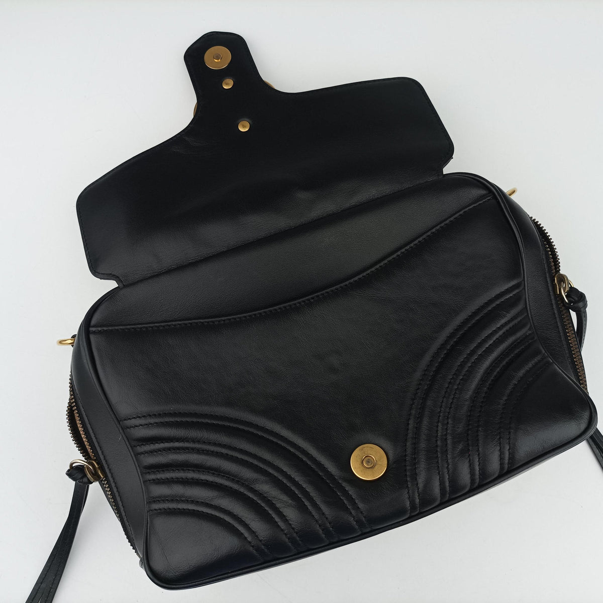 Vintage Gucci GG Marmont Black Leather 498100 shoulderbag | stylenewstar