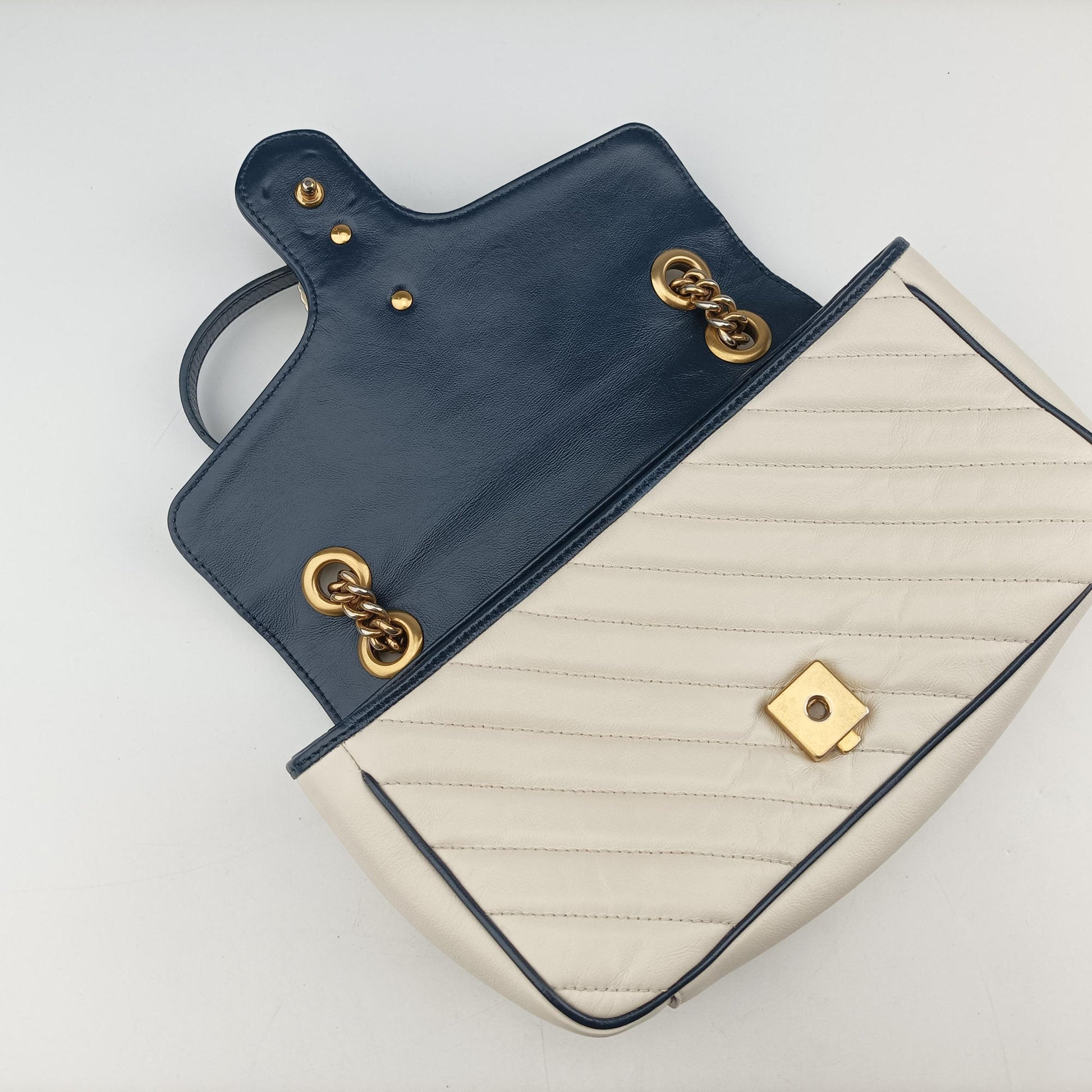 GG Marmont White×navy Leather 443497 F032499445GGマーモント ホワイト×ネイビー レザー 443497 F032499445