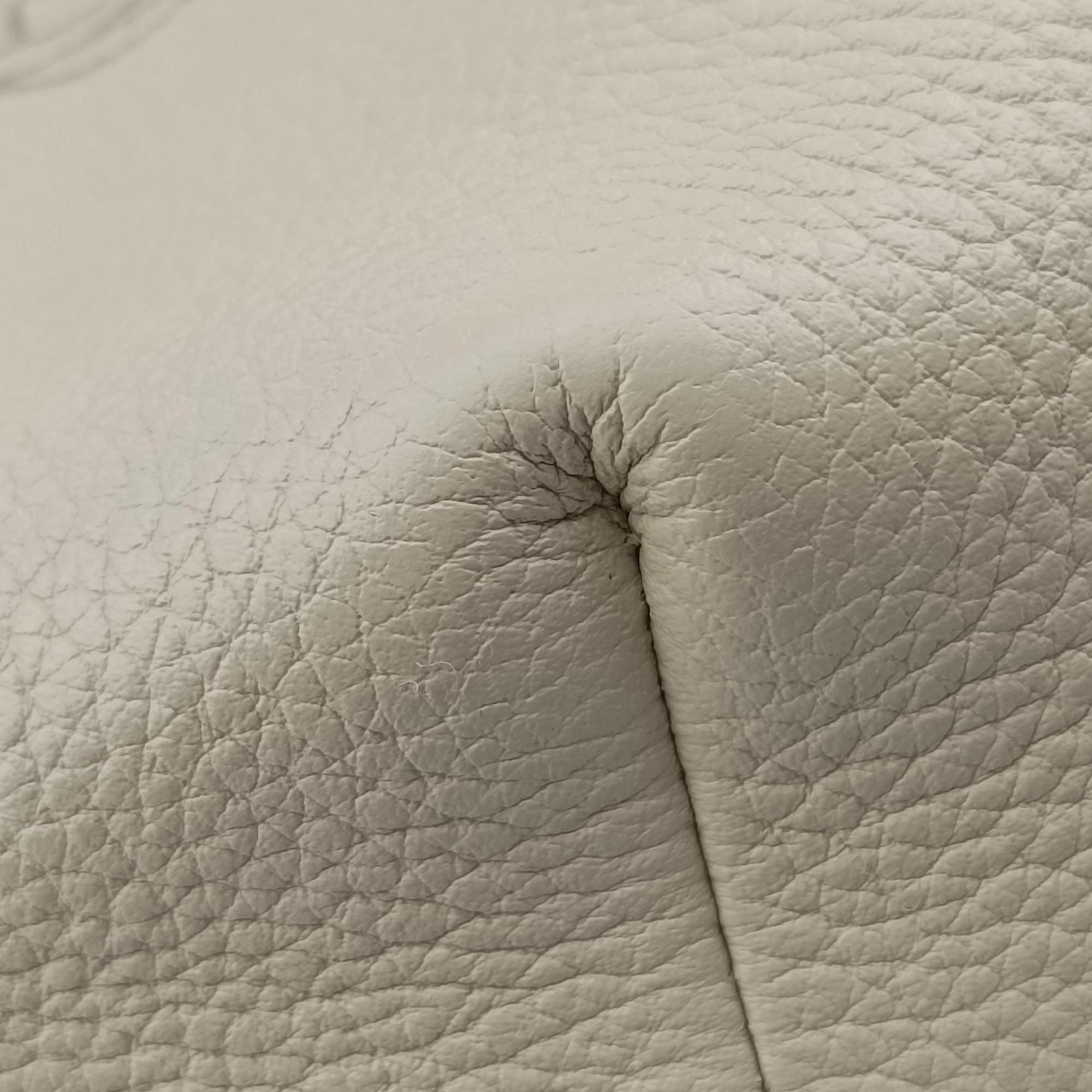 Vintage Gucci Print White Leather 530412 bum bag/waist bag | stylenewstar