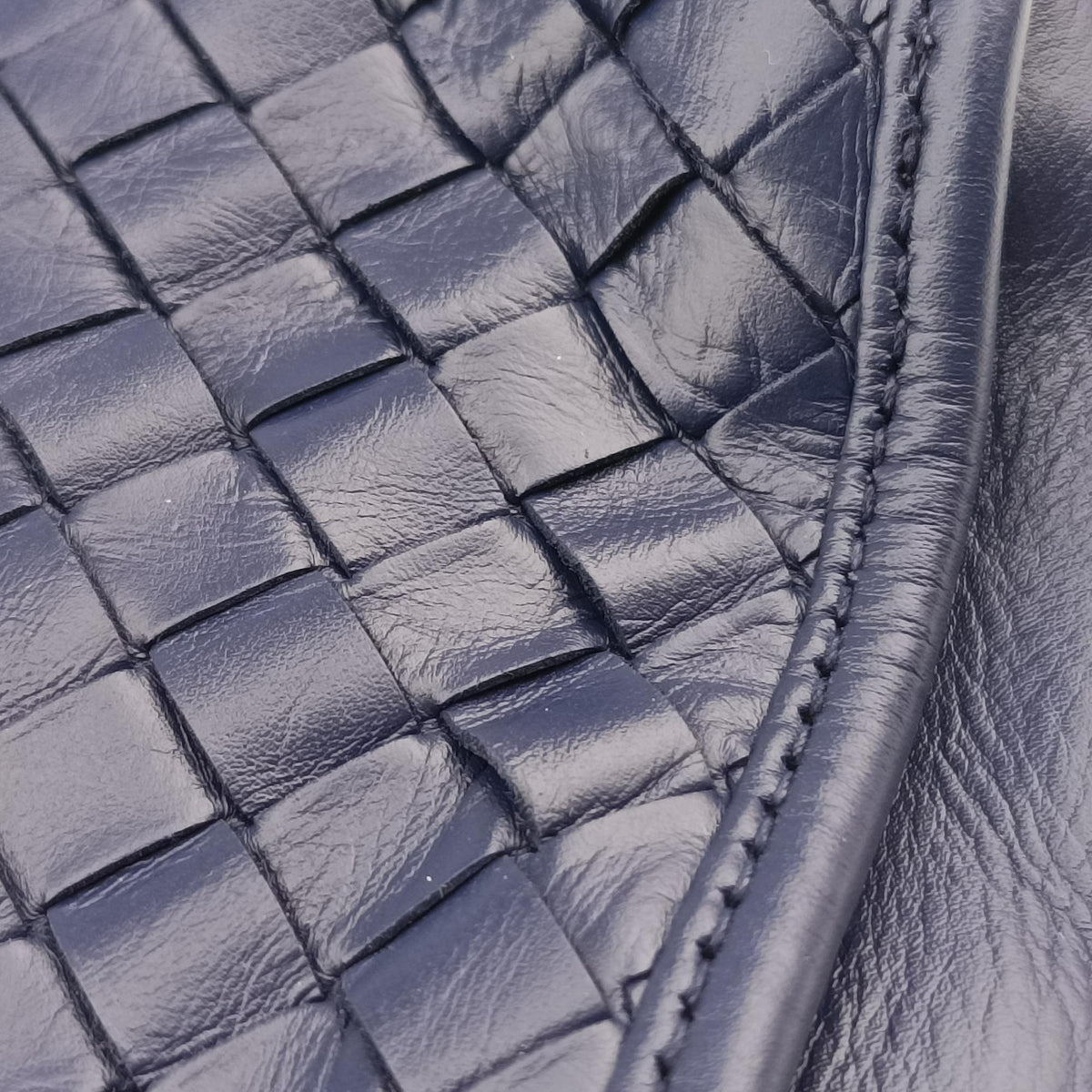 Intrecciato Purple lambskin B04715169Wイントレチャート パープル ラムスキン B04715169W
