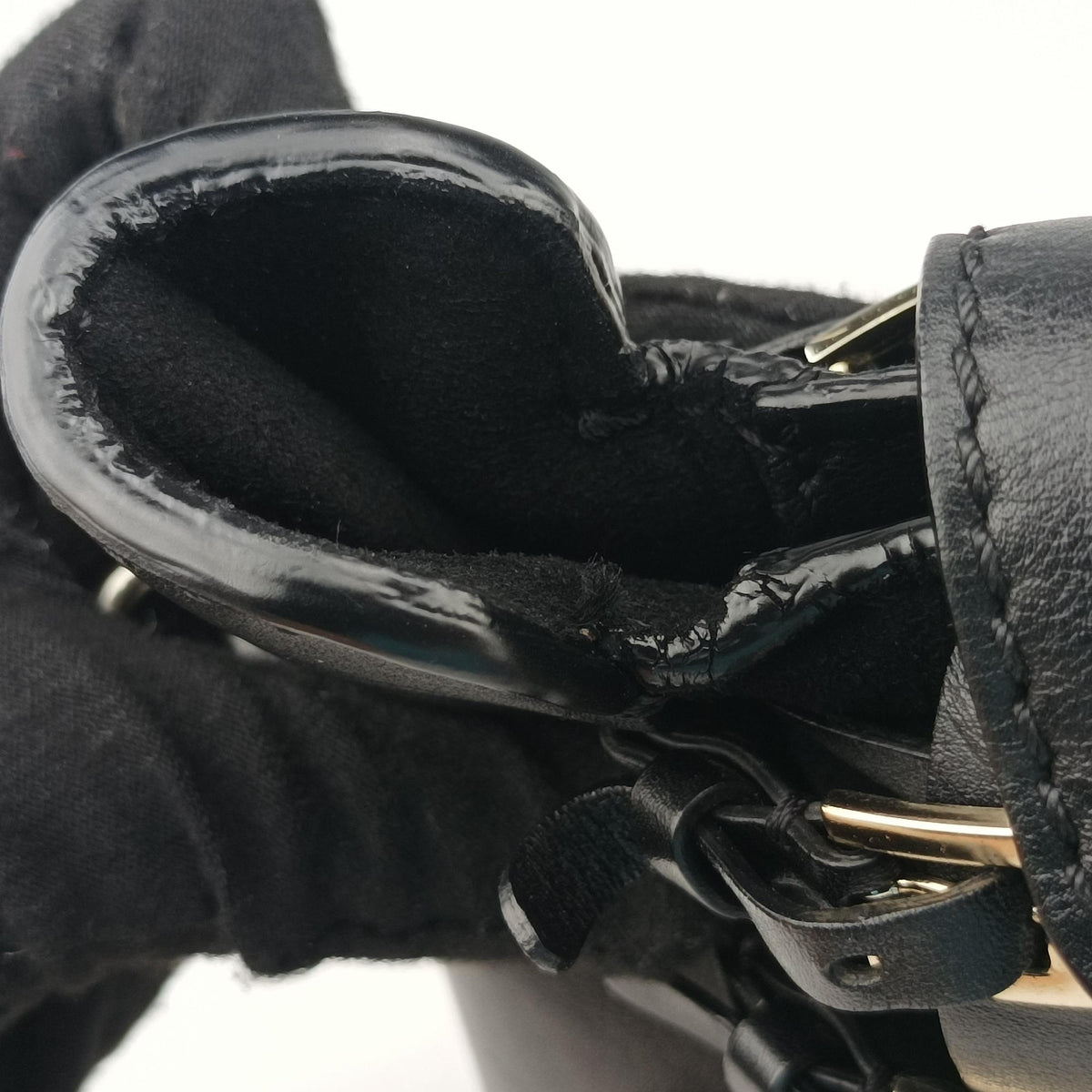 Pre-owned Valentino Buckle Strappy Satchel Black Leather  shoulderbag | stylenewstar
