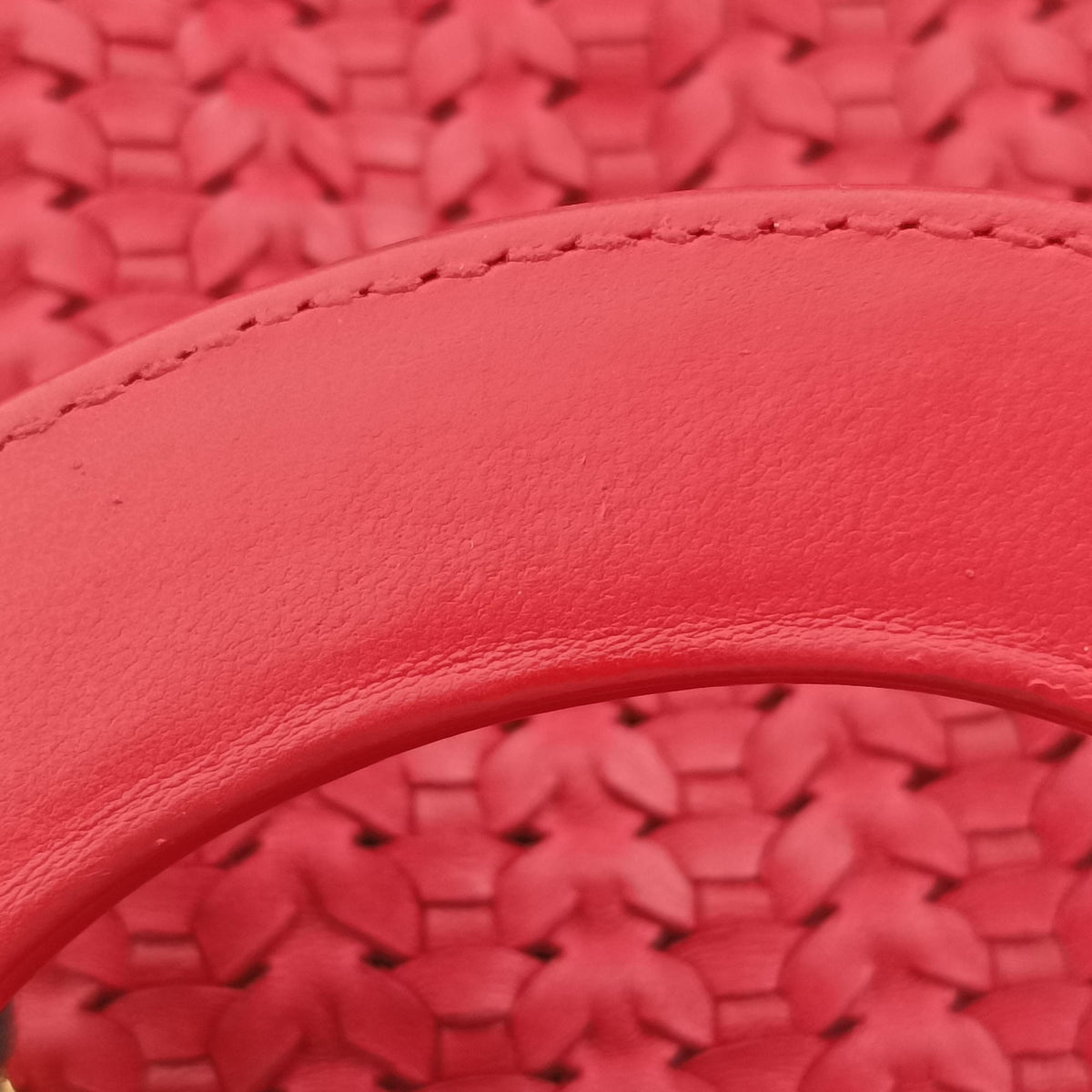 Pre-owned Christian Dior Soft Lady Dior Red lambskin  handbag | stylenewstar