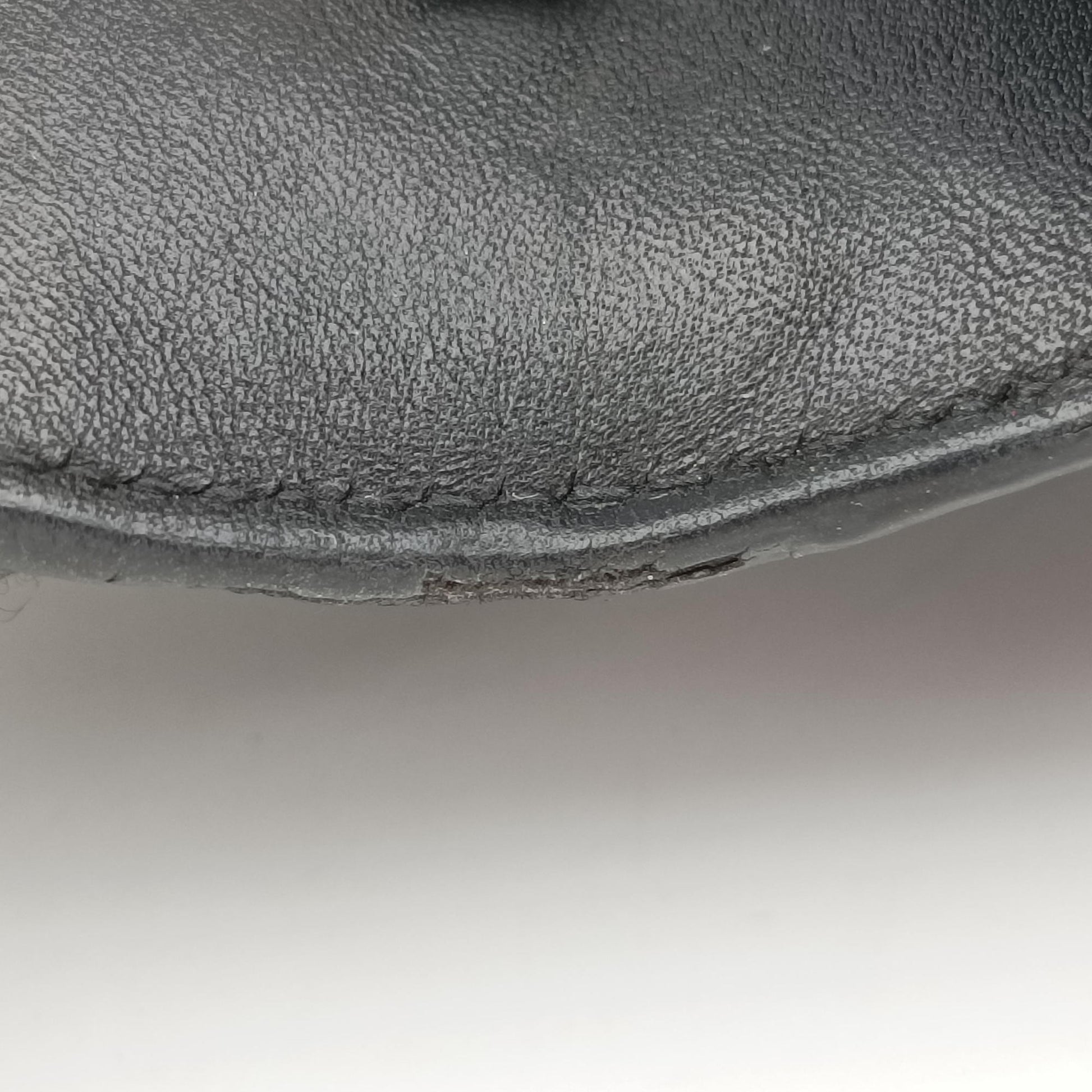 Pre-owned Yves Saint Laurent KATE Black Leather 452159 shoulderbag | stylenewstar