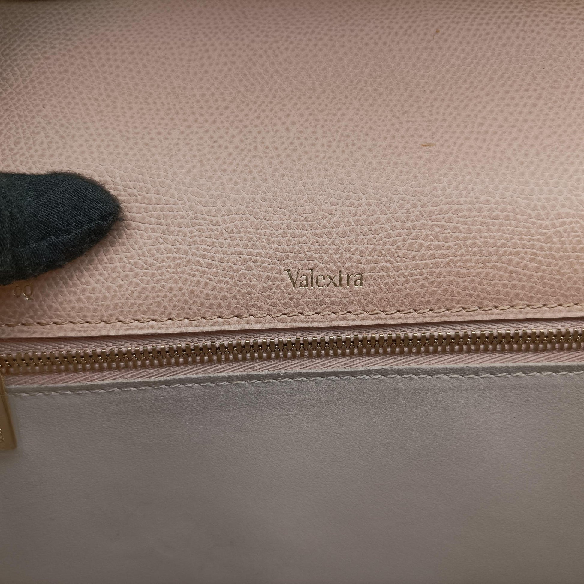 Iside Pink Calfskin N 425304イジィデ ピンク カーフスキン N 425304