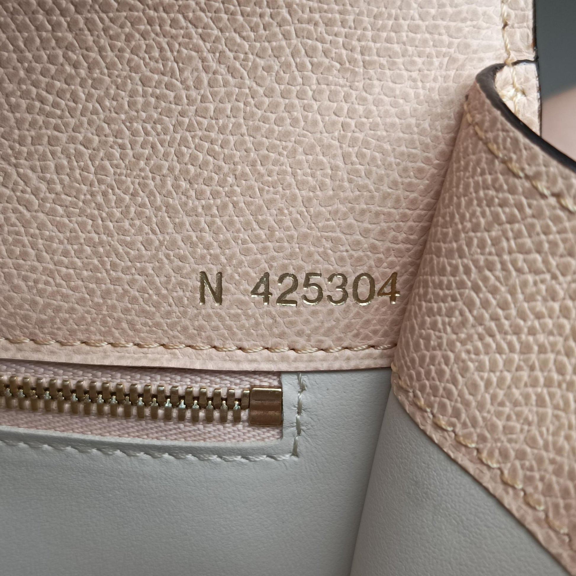 Iside Pink Calfskin N 425304イジィデ ピンク カーフスキン N 425304