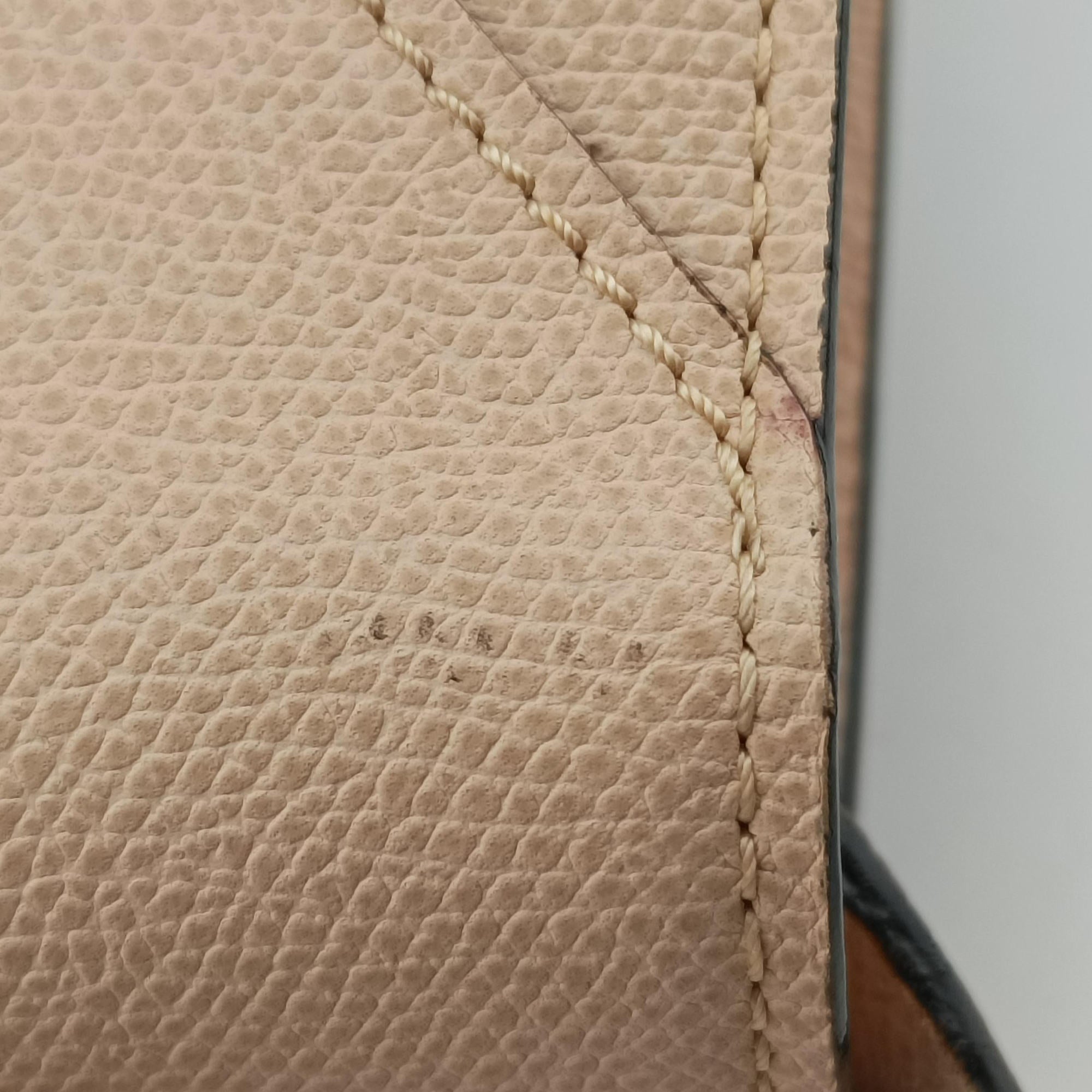 Iside Pink Calfskin N 425304イジィデ ピンク カーフスキン N 425304