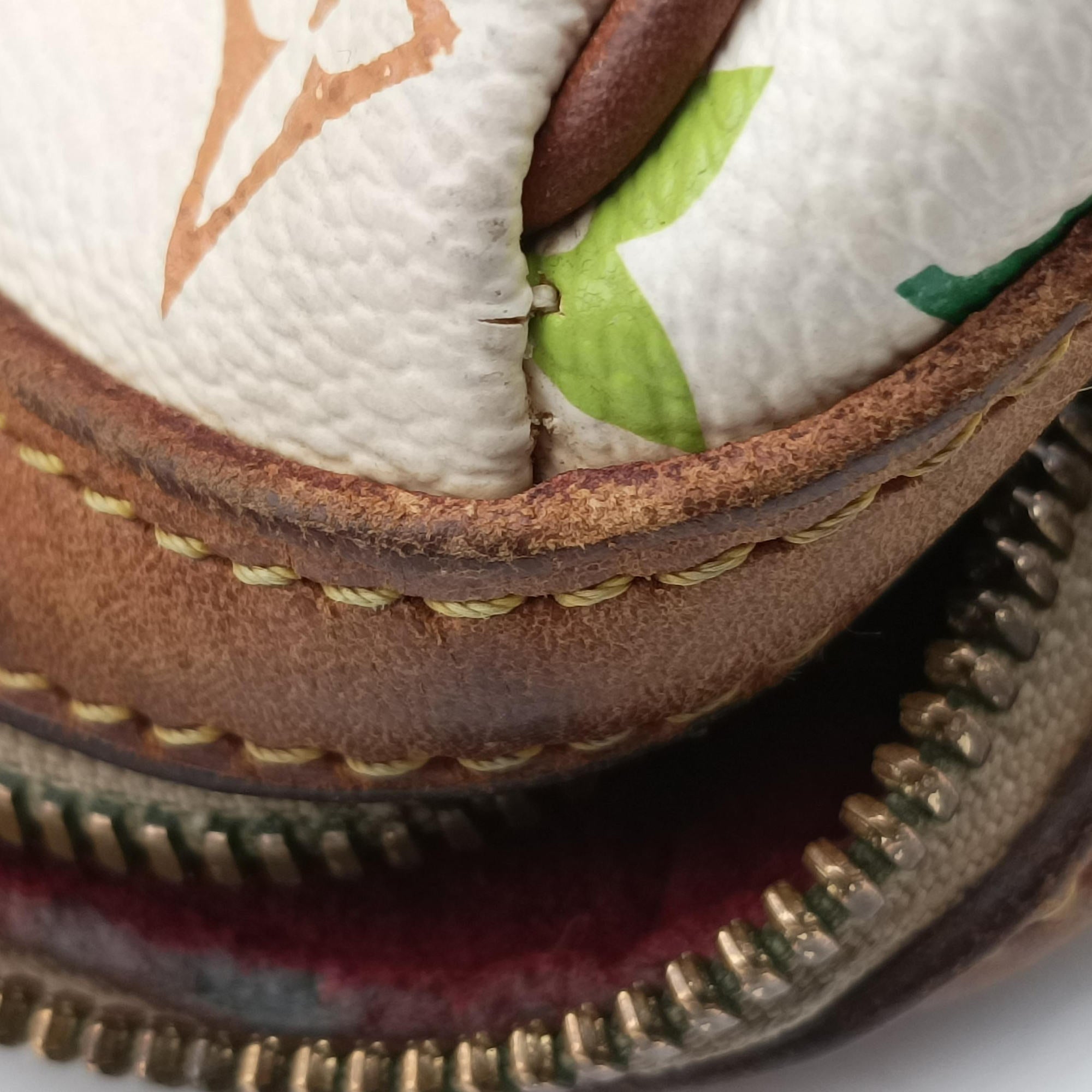COURTNEY　MM white Monogram Multicolor M45641 Lot number unknownコートニーMM ブロン モノグラム マルチカラー M45641 製番不明