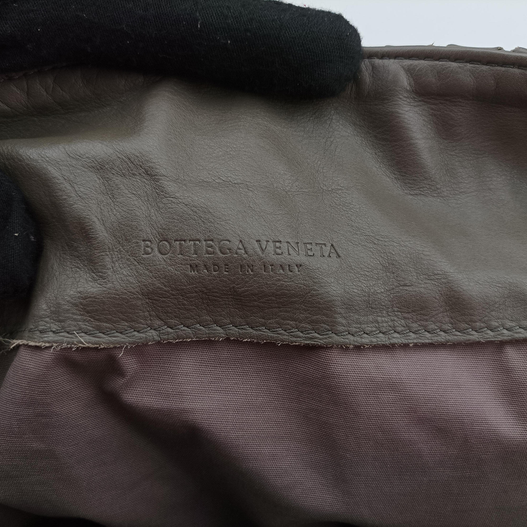 Intrecciato Gray lambskin B01213918Uイントレチャート グレー ラムスキン B01213918U