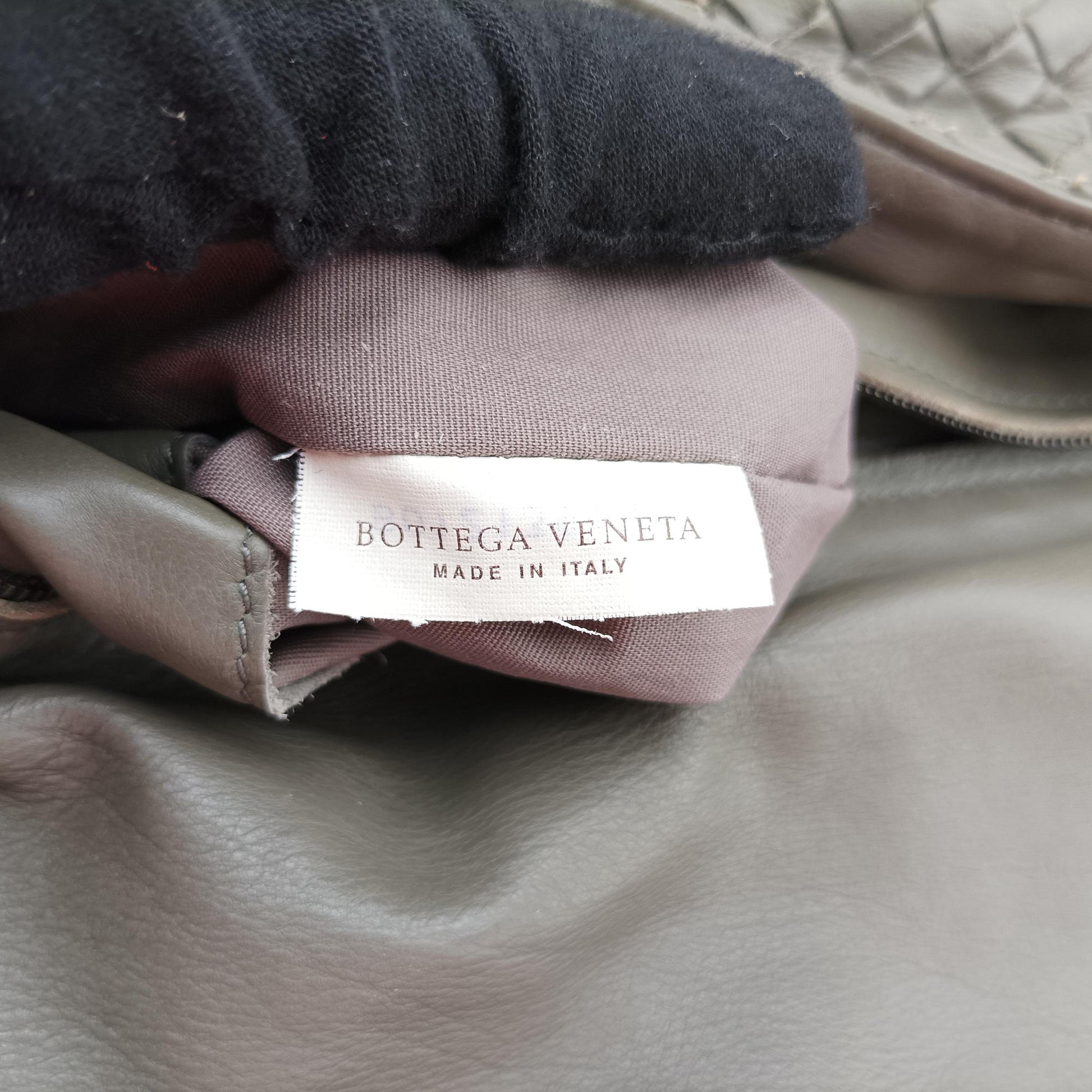 Intrecciato Gray lambskin B01213918Uイントレチャート グレー ラムスキン B01213918U