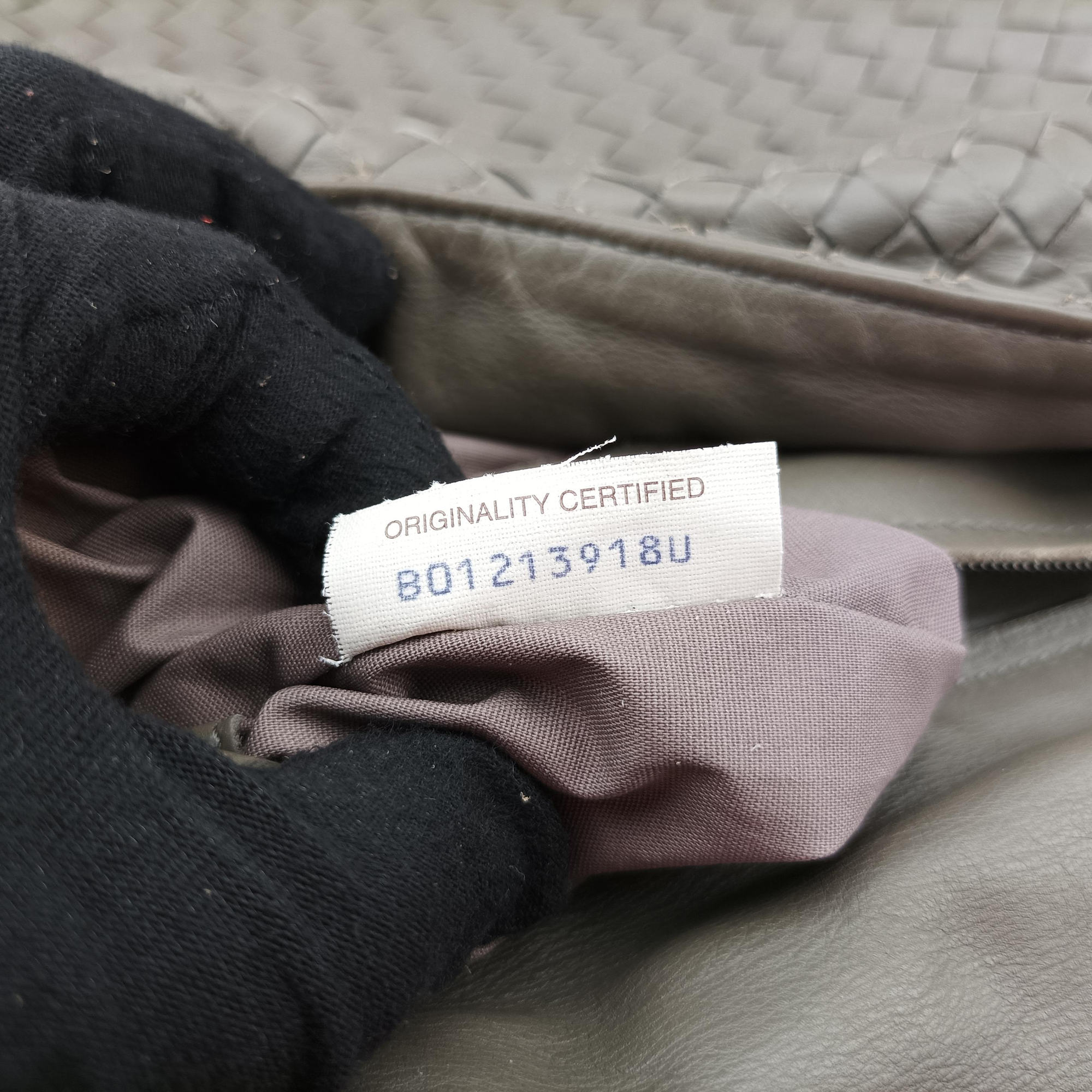 Intrecciato Gray lambskin B01213918Uイントレチャート グレー ラムスキン B01213918U