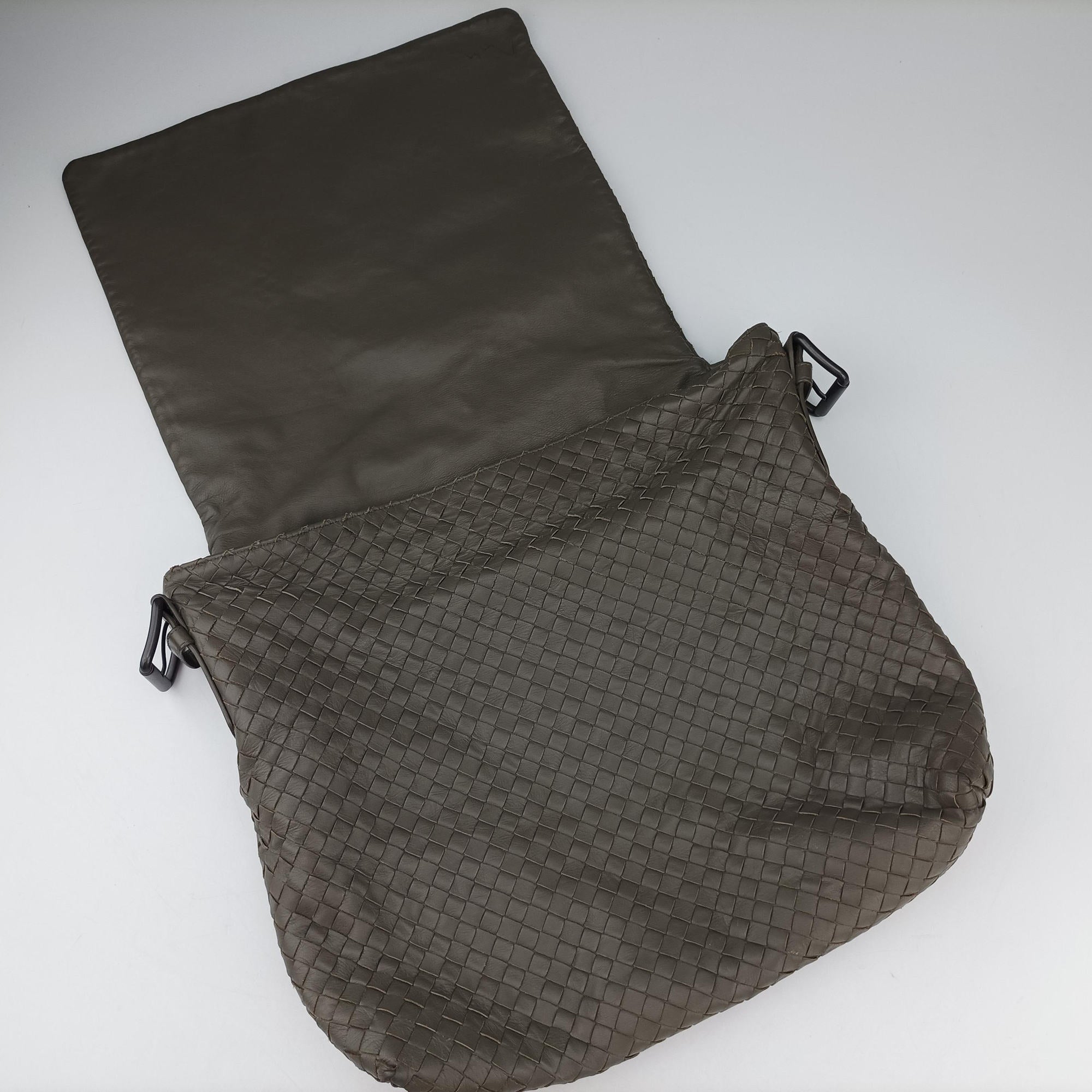 Intrecciato Gray lambskin B01213918Uイントレチャート グレー ラムスキン B01213918U