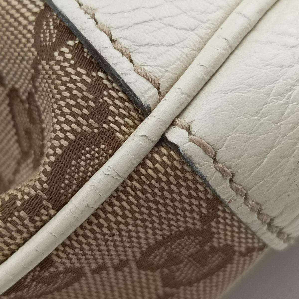 Pre-owned Gucci Bamboo Beige×White Canvas×Leather 282315 shoulderbag | stylenewstar