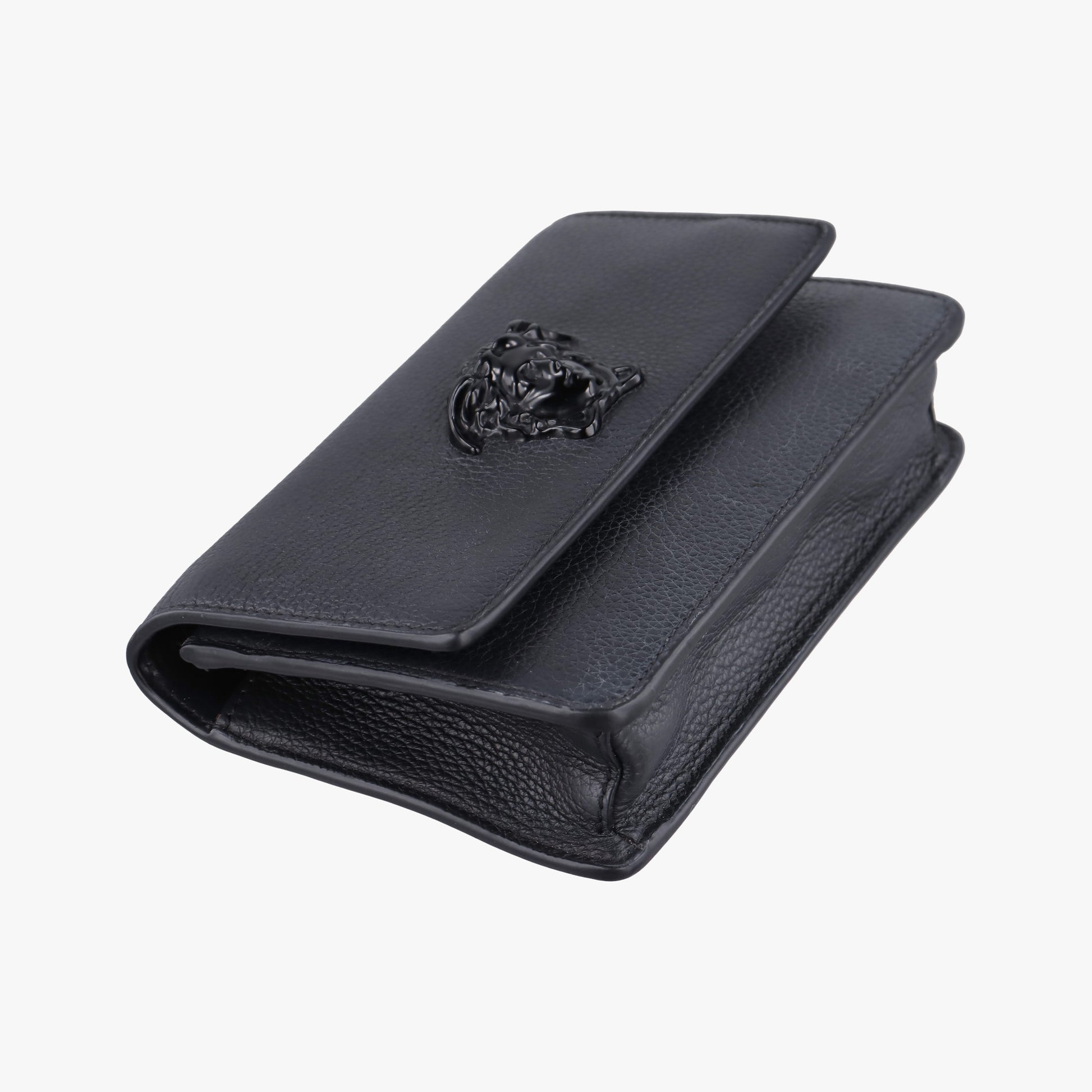 Pre-owned VERSACE Medusa Black leather  shoulderbag | stylenewstar