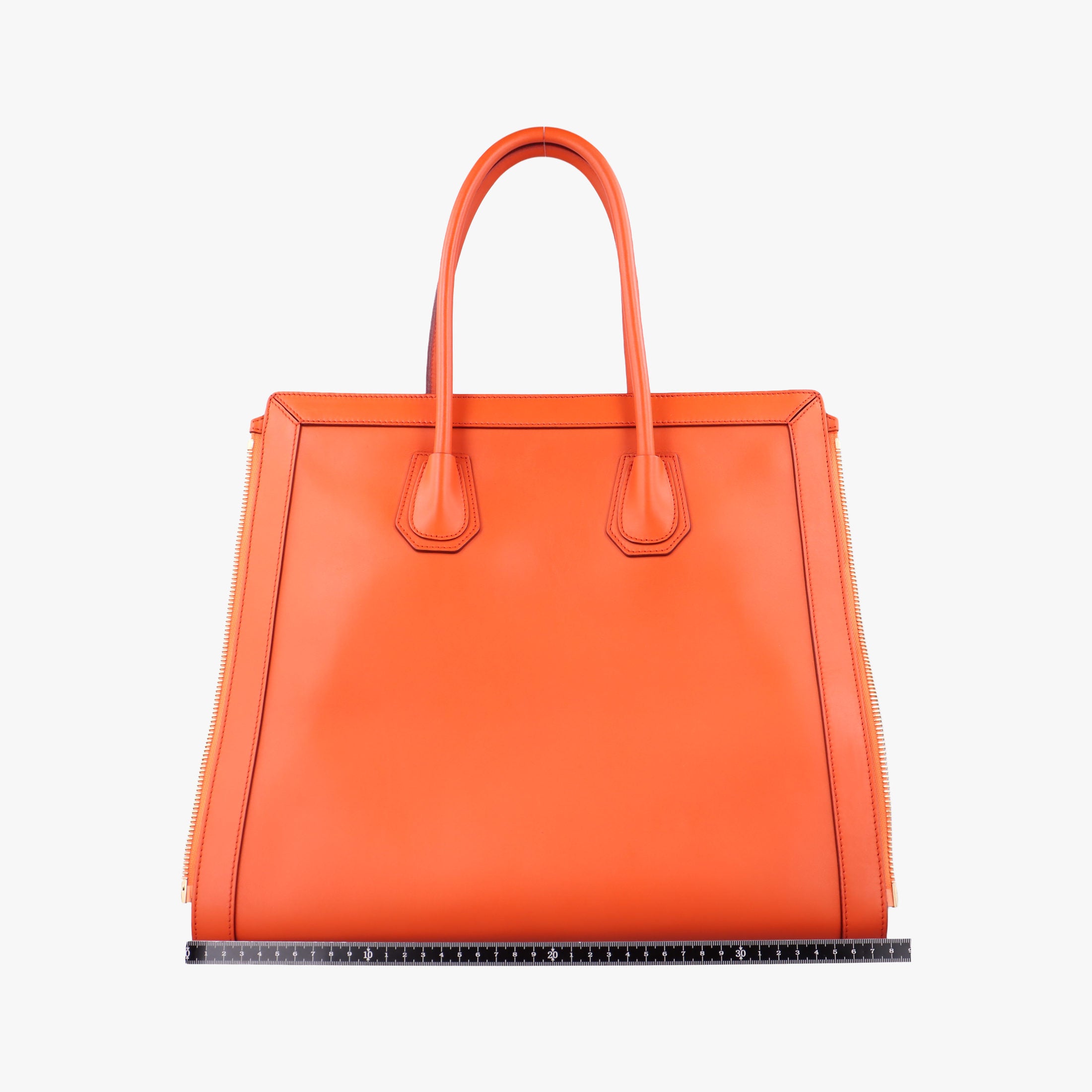 Pre-owned Givenchy Antigona Orange Smooth Calfskin Leather  handbag | stylenewstar