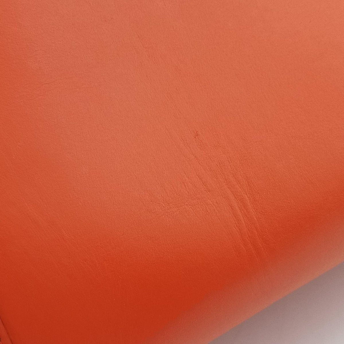 Pre-owned Givenchy Antigona Orange Smooth Calfskin Leather  handbag | stylenewstar