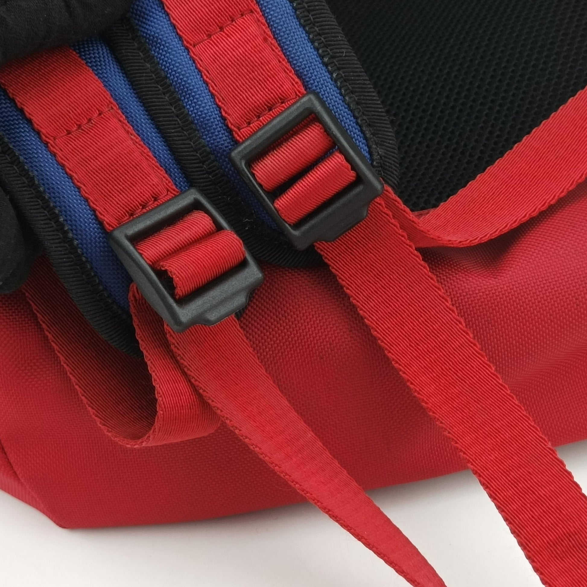 Techno Vintage Web L'Aveugle Par Amour Embroidered Red canvas 478327 E022661748テクノ ヴィンテージ ウェブ ラヴーグル パル アムール 刺繍 レッド キャンバス 478327 E022661748