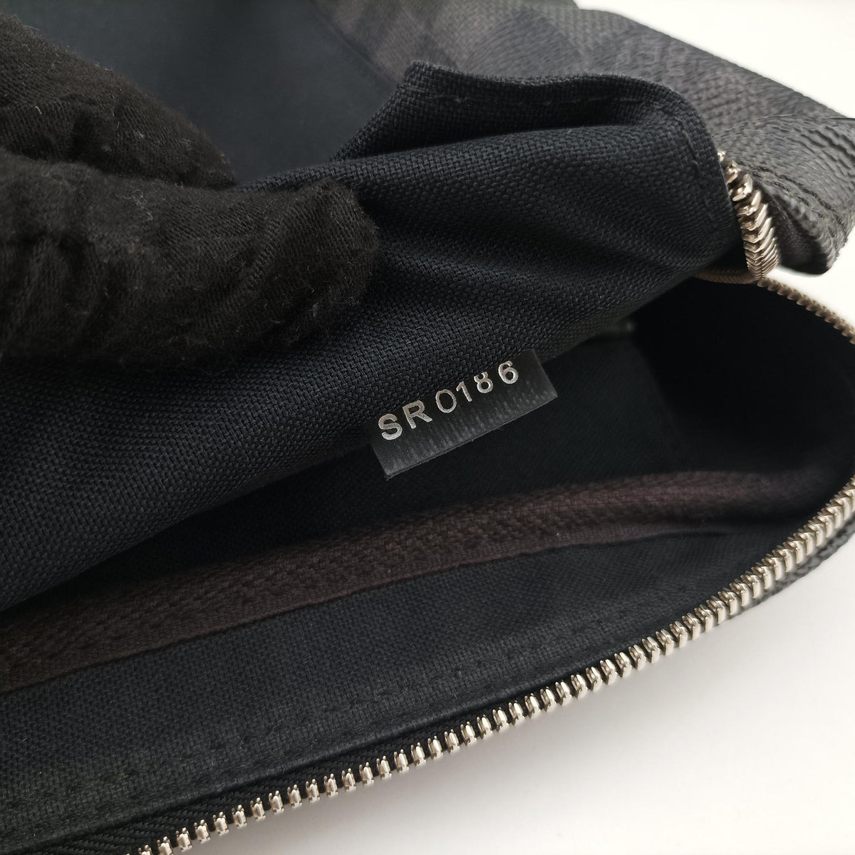 Porte Documents Voyage PM Noir Damier Graphite N41478 SR0186ポルト ドキュマン ヴォワヤージュ PM ノワール ダミエ グラフィット N41478 SR0186