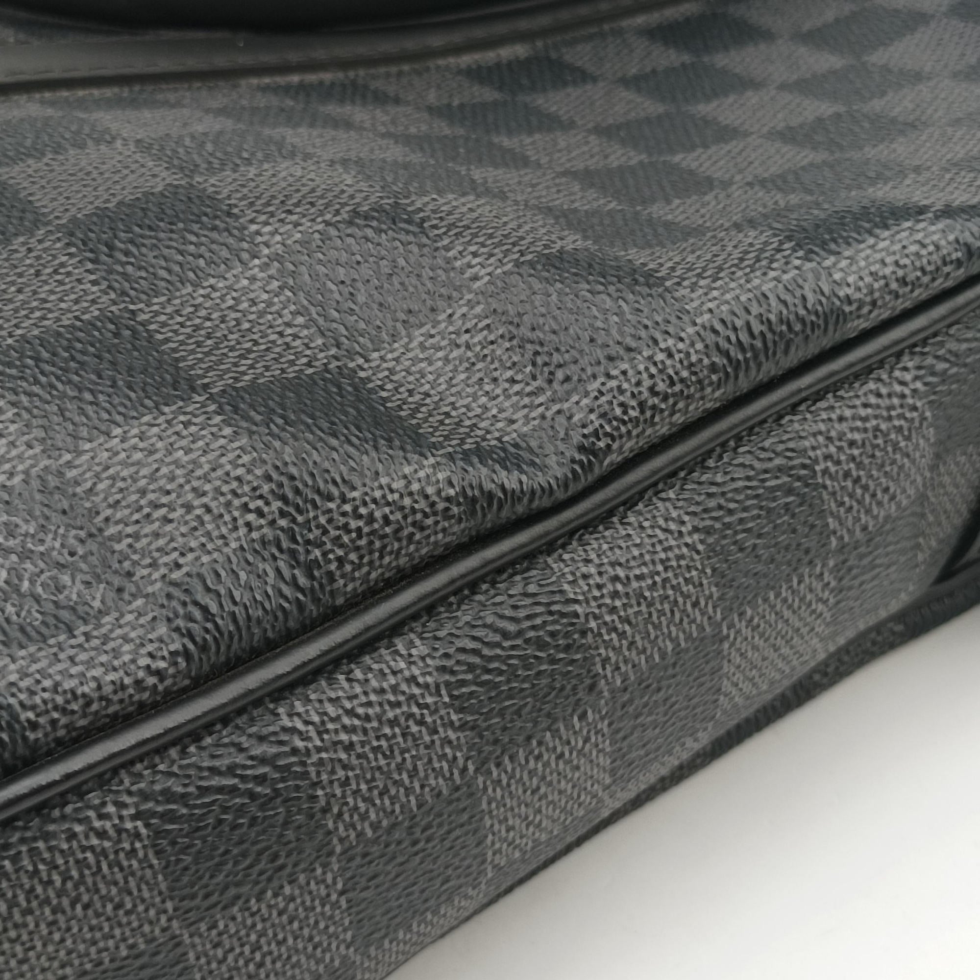 Porte Documents Voyage PM Noir Damier Graphite N41478 SR0186ポルト ドキュマン ヴォワヤージュ PM ノワール ダミエ グラフィット N41478 SR0186