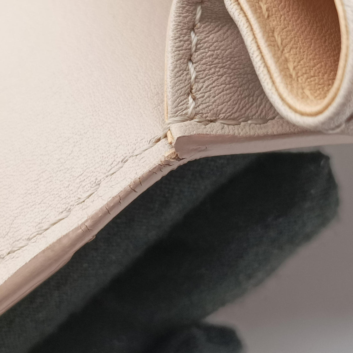 Tampete Beige Leather BO3Dタンペート ベージュ レザー BO3D