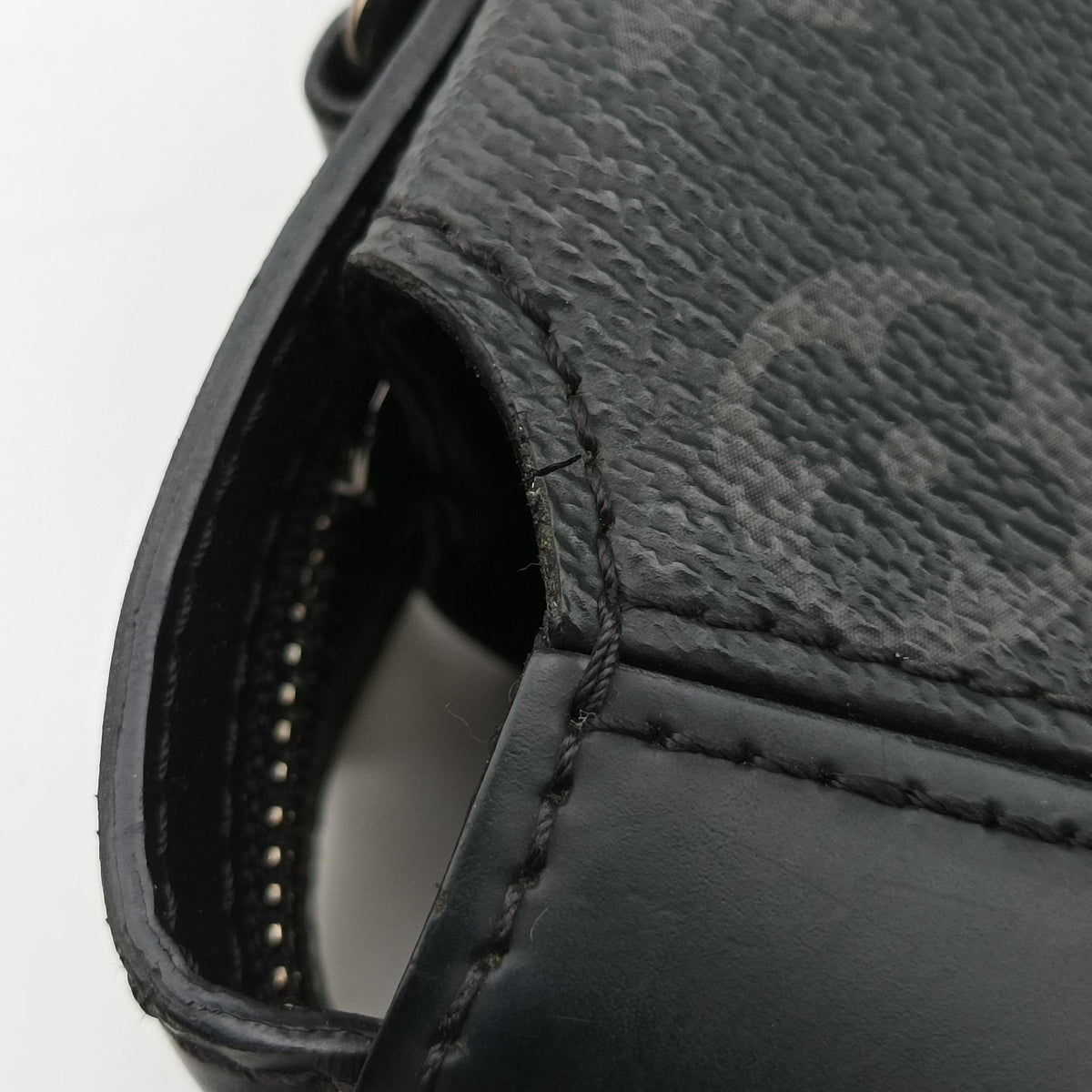 Explorer Noir Monogram Eclipse Canvas M40567 AR3107エクスプローラー ノワール モノグラム エクリプス キャンバス M40567 AR3107