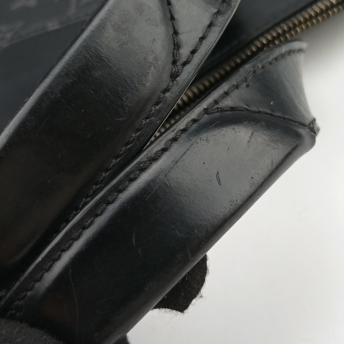 Explorer Noir Monogram Eclipse Canvas M40567 AR3107エクスプローラー ノワール モノグラム エクリプス キャンバス M40567 AR3107