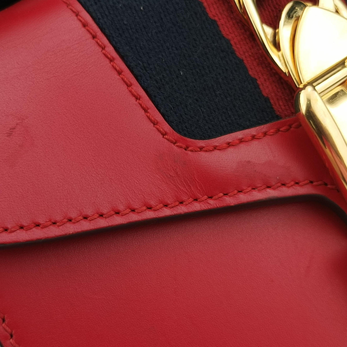 Pre-owned Gucci Sylvie Red Leather 470270 shoulderbag | stylenewstar