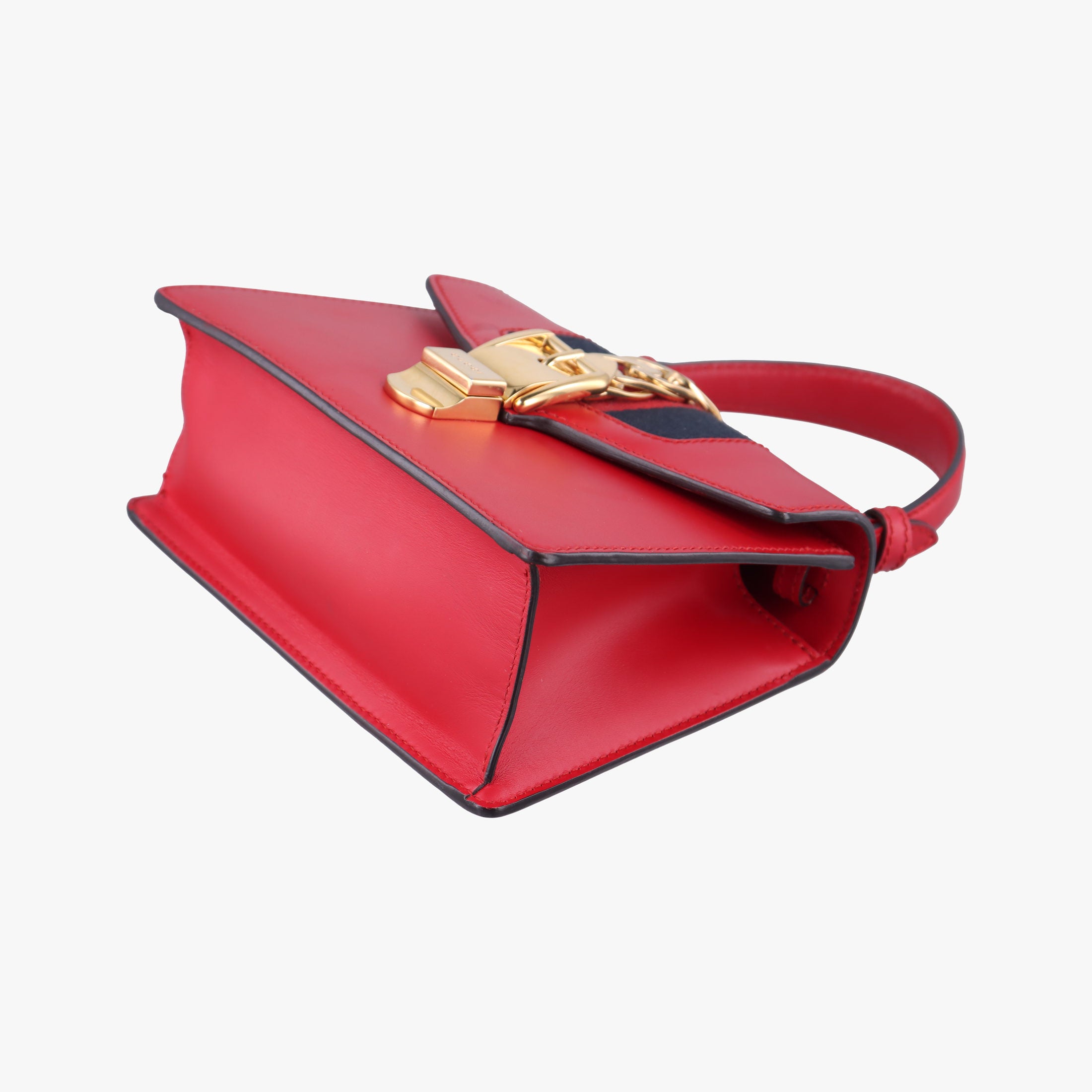 Pre-owned Gucci Sylvie Red Leather 470270 shoulderbag | stylenewstar