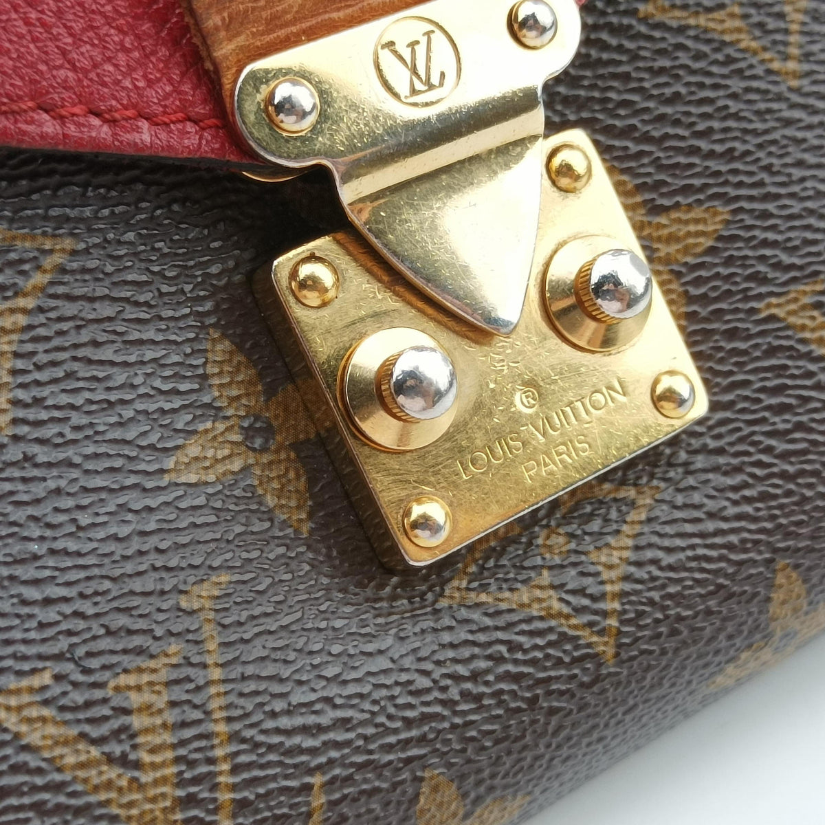 PALLAS Chain Brown×CERISE Monogram Canvas×calf leather M41201 CA1115パラス チェーン モノグラム/ブラウン×スリーズ モノグラムキャンバス×カーフレザー M41201 CA1115