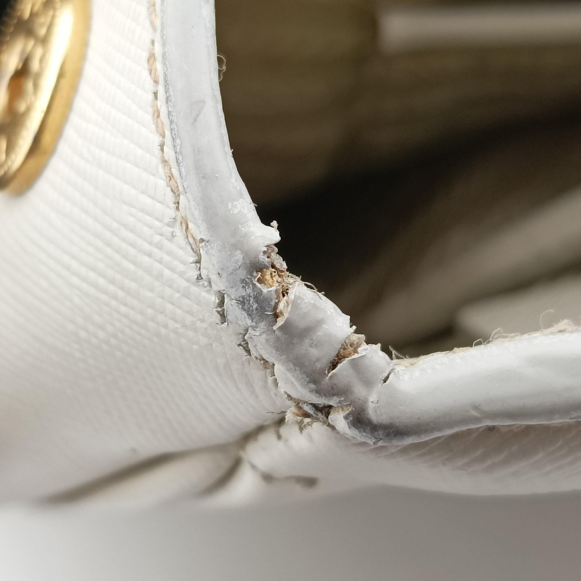 Parabole Tote White SAFFIANO Leather 25パラボラ トート ホワイト サフィアーノレザー 25