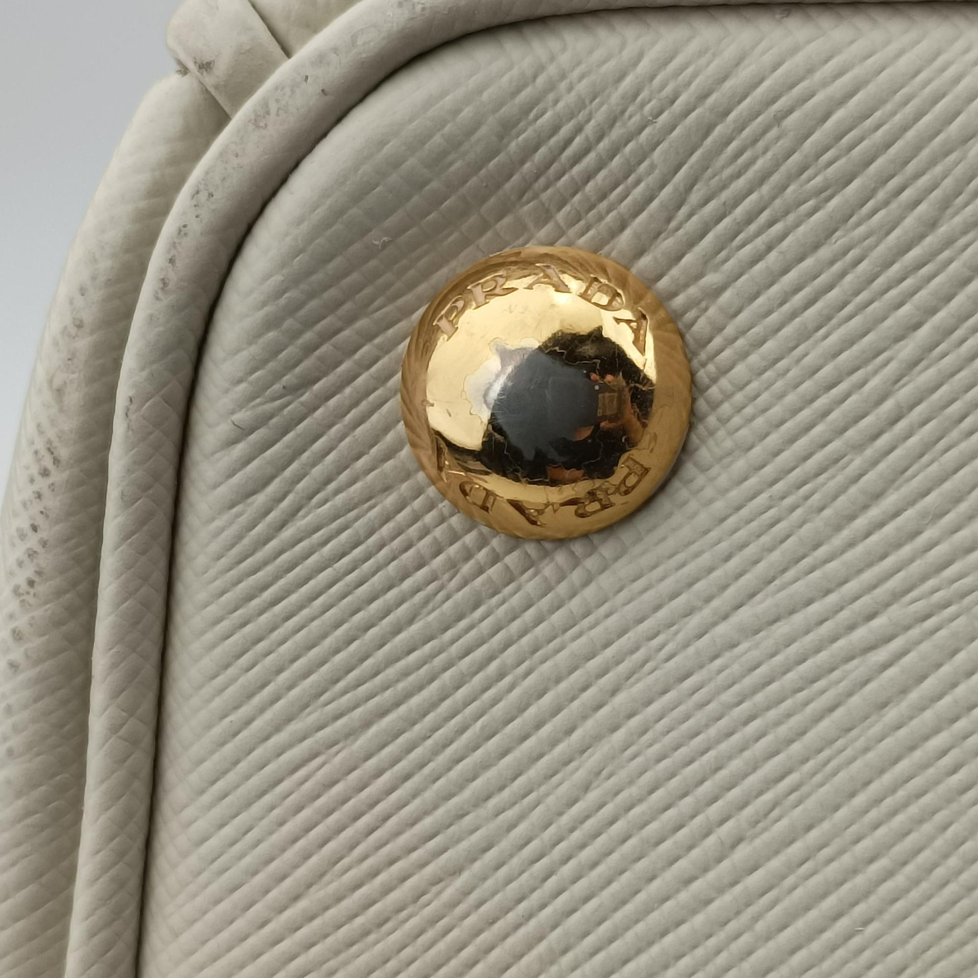 Parabole Tote White SAFFIANO Leather 25パラボラ トート ホワイト サフィアーノレザー 25