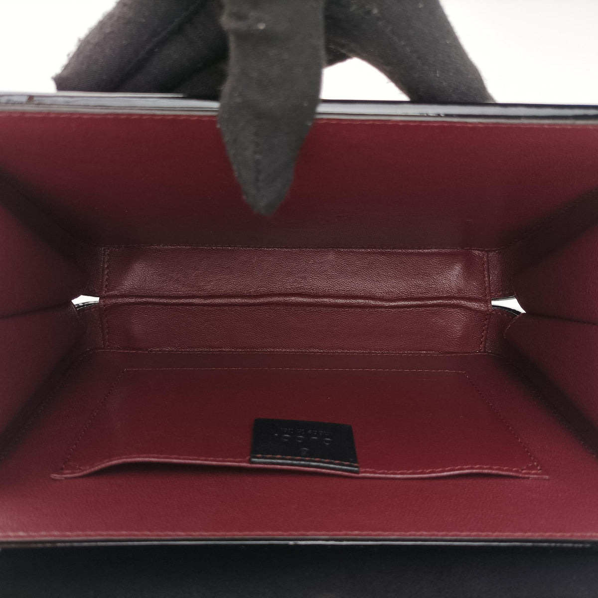 Pre-owned Gucci Sylvie Black Patent 589479 shoulderbag | stylenewstar